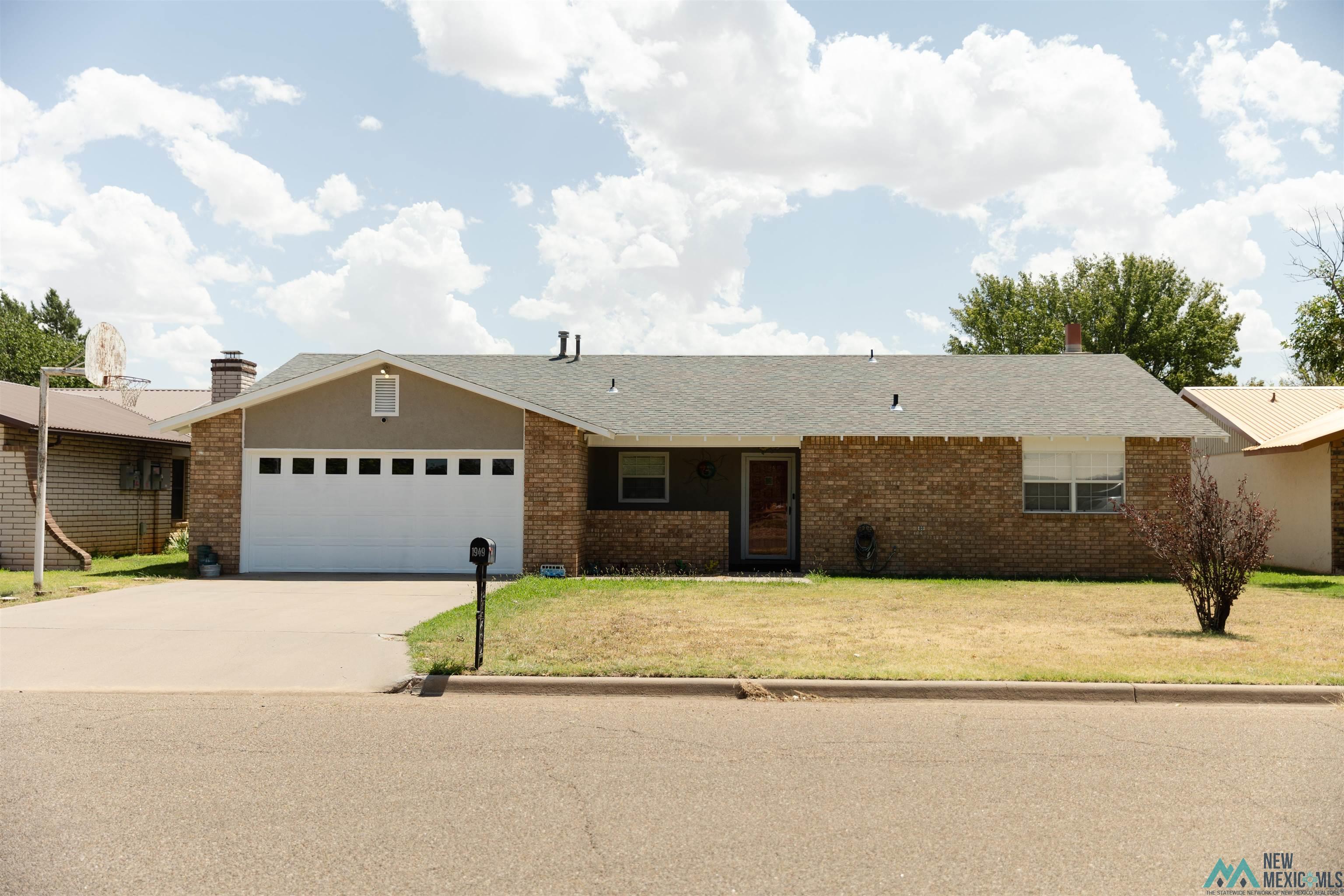 1949 Glenarm Drive, Clovis, Texas image 2