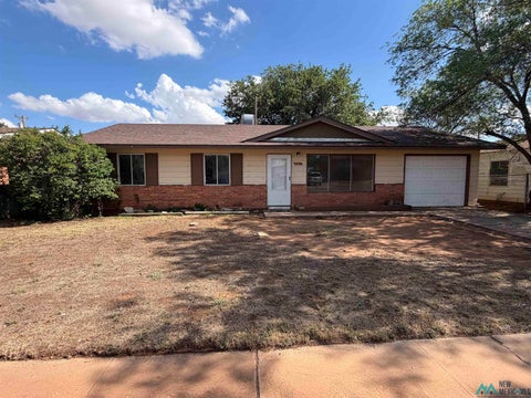 Homes For Sale - 721 W 18th Street<br/> Clovis, NM 88101