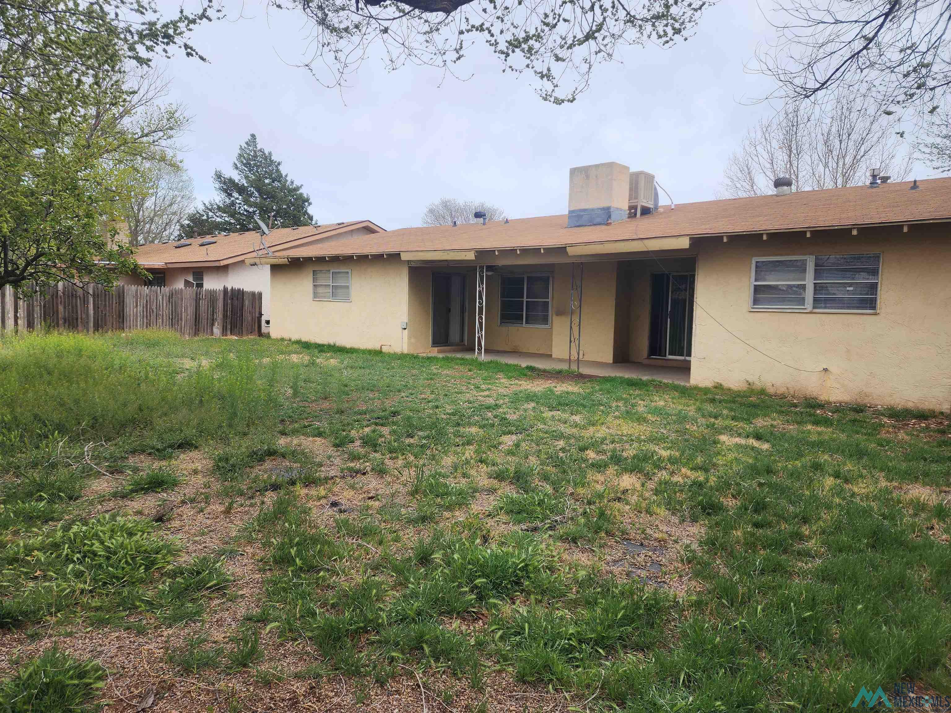 1820 Jonquil Park, Clovis, Texas image 29