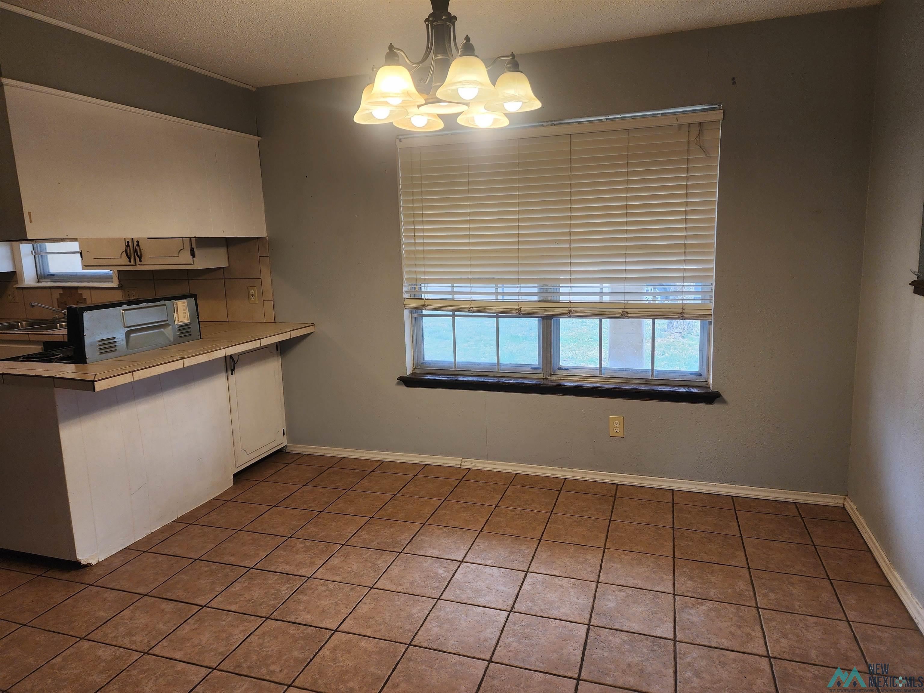 1820 Jonquil Park, Clovis, Texas image 6