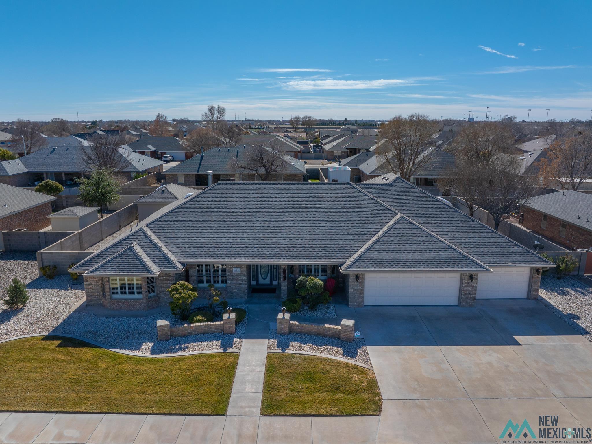 8 Night Sky Lane, Roswell, Texas image 1