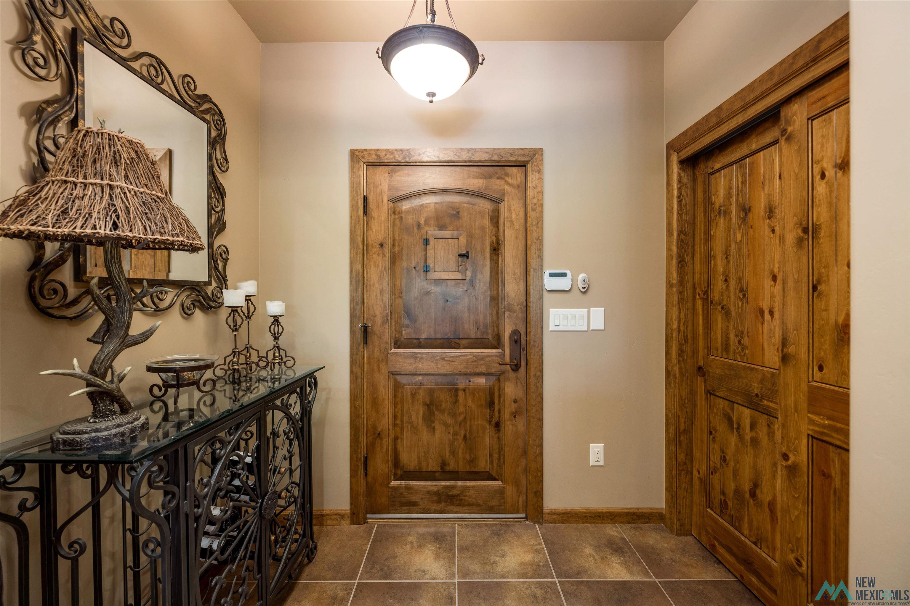701 Hawthorne Drive, Elephant Butte, New Mexico image 6