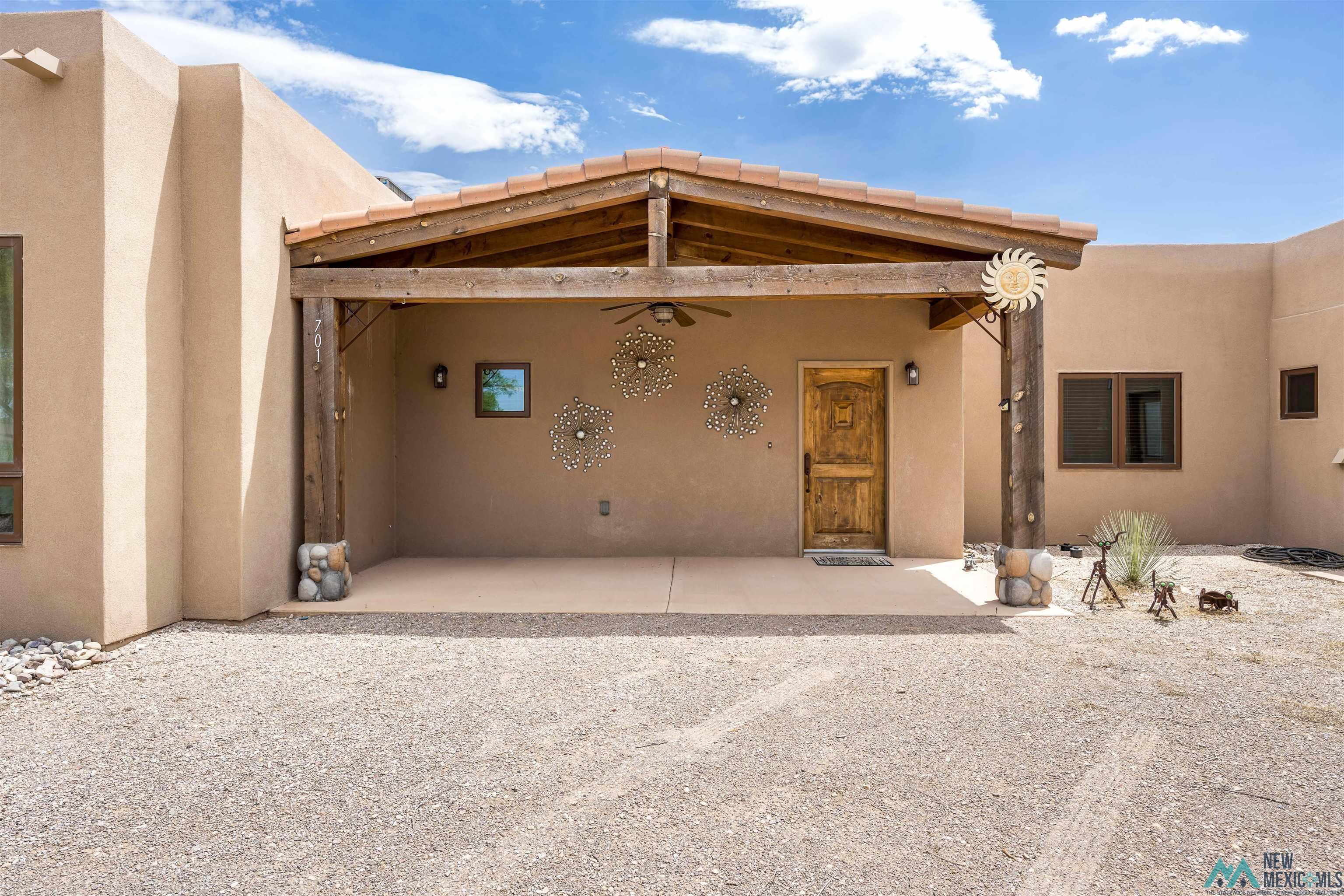 701 Hawthorne Drive, Elephant Butte, New Mexico image 3
