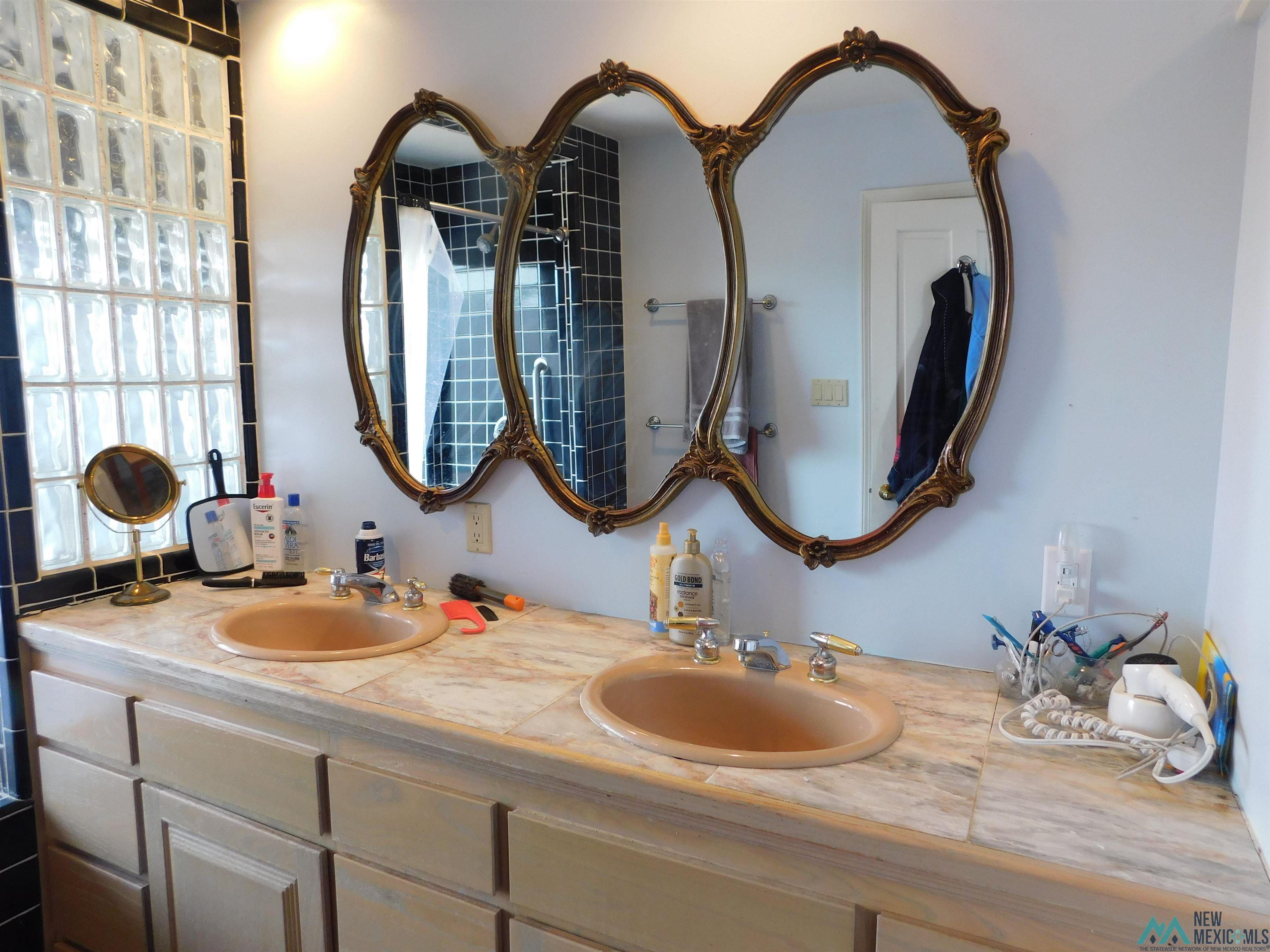 888 Las Palomas Canyon Road, Williamsburg, Texas image 14