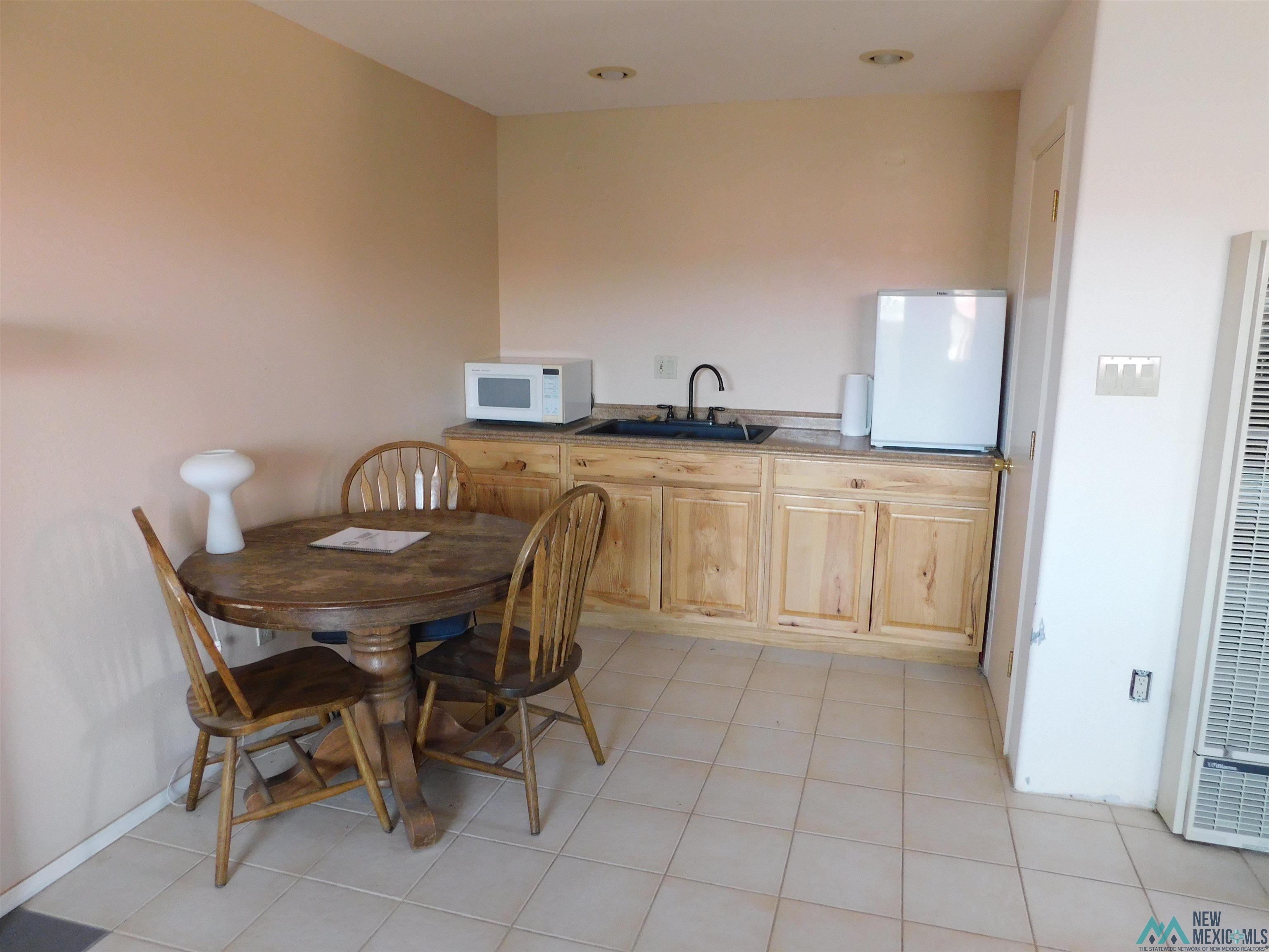 888 Las Palomas Canyon Road, Williamsburg, Texas image 30