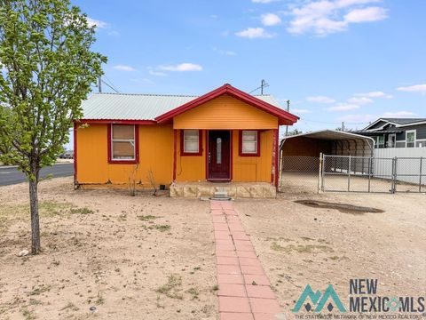 Homes For Sale - 823 E Skelly Street<br/> Hobbs, NM 88240