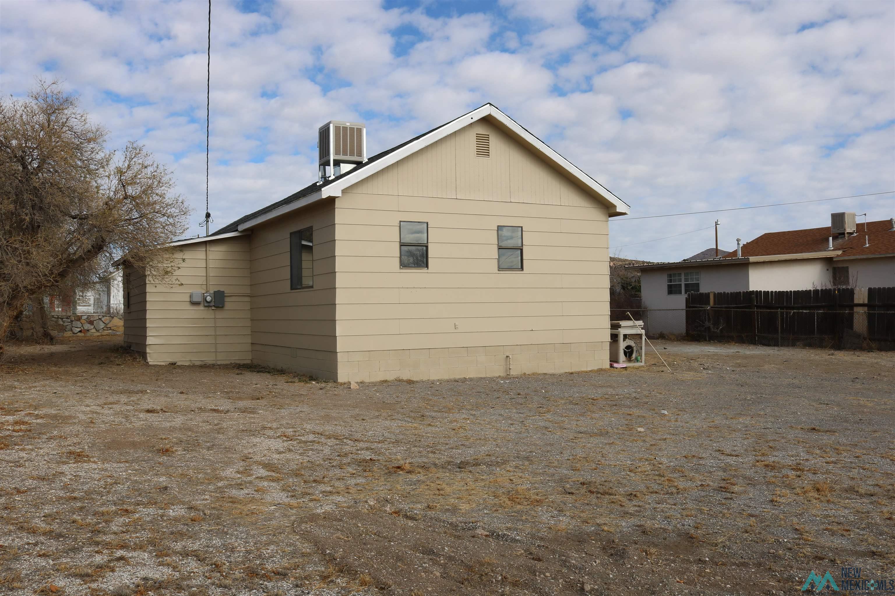 212 Elguea Avenue, Hurley, New Mexico image 3