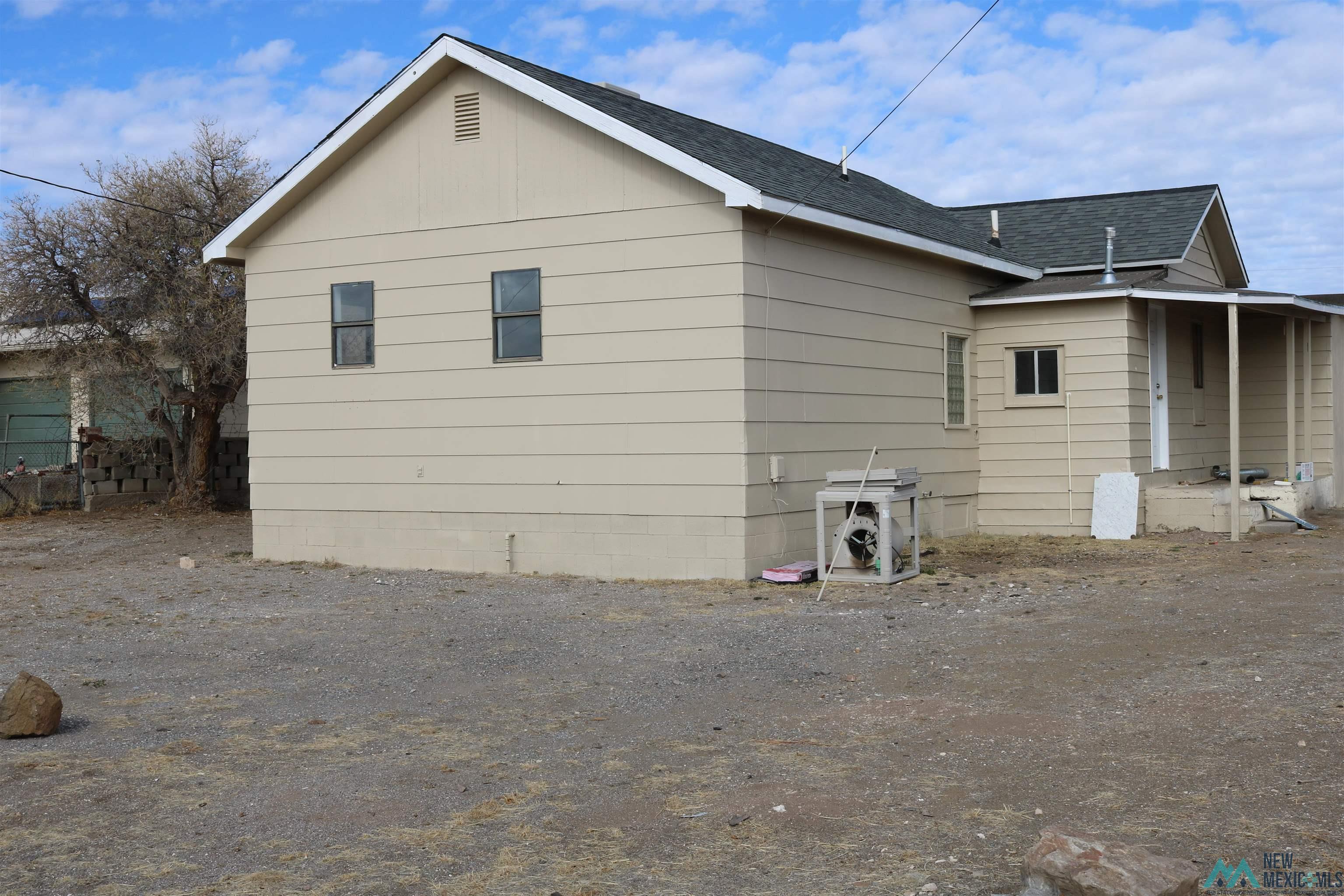 212 Elguea Avenue, Hurley, New Mexico image 4