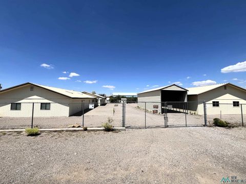 Homes For Sale - 717 Erie Avenue<br/> Elephant Butte, NM 87935