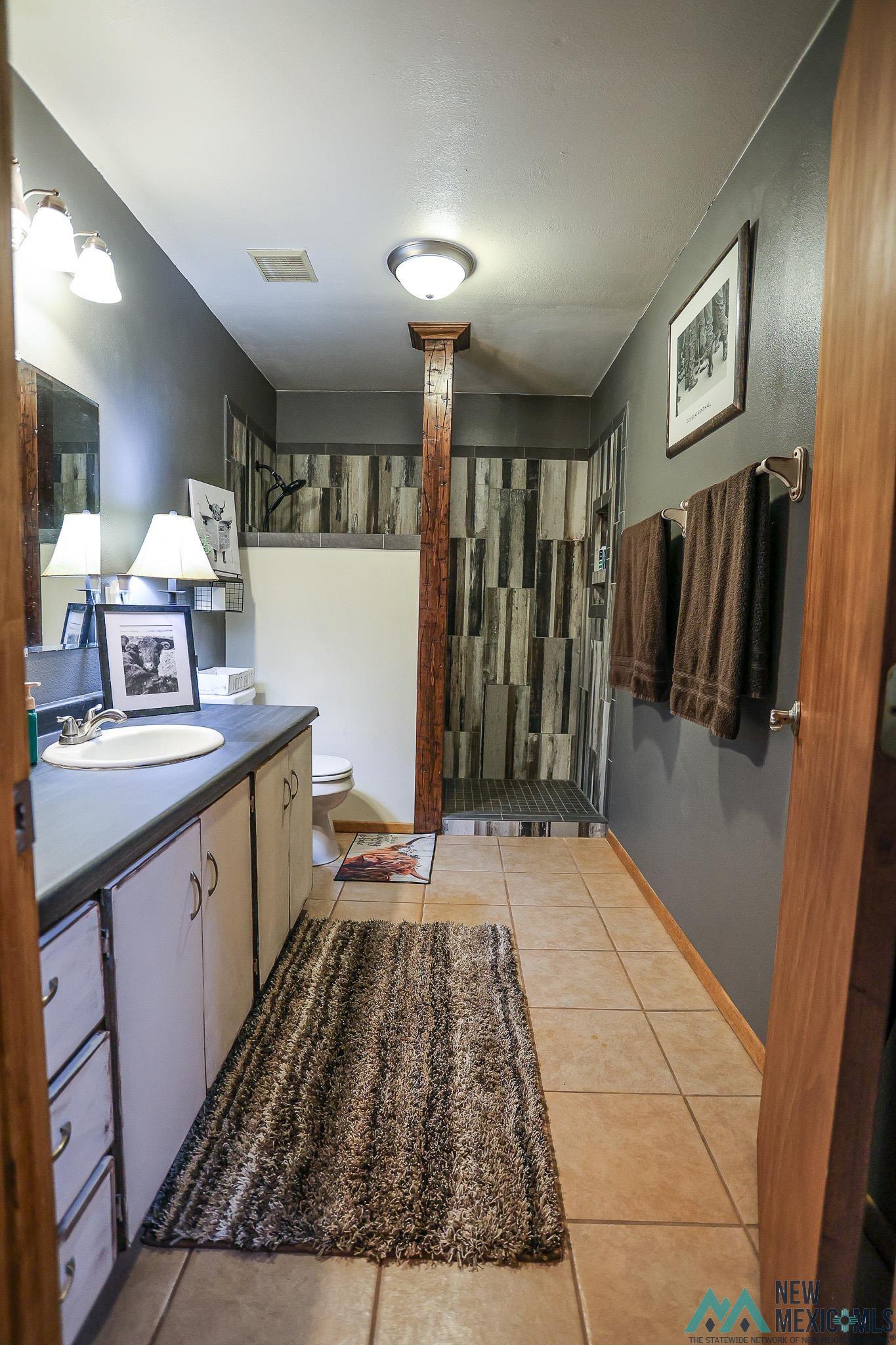 1013 Lake Road, Logan, Texas image 15