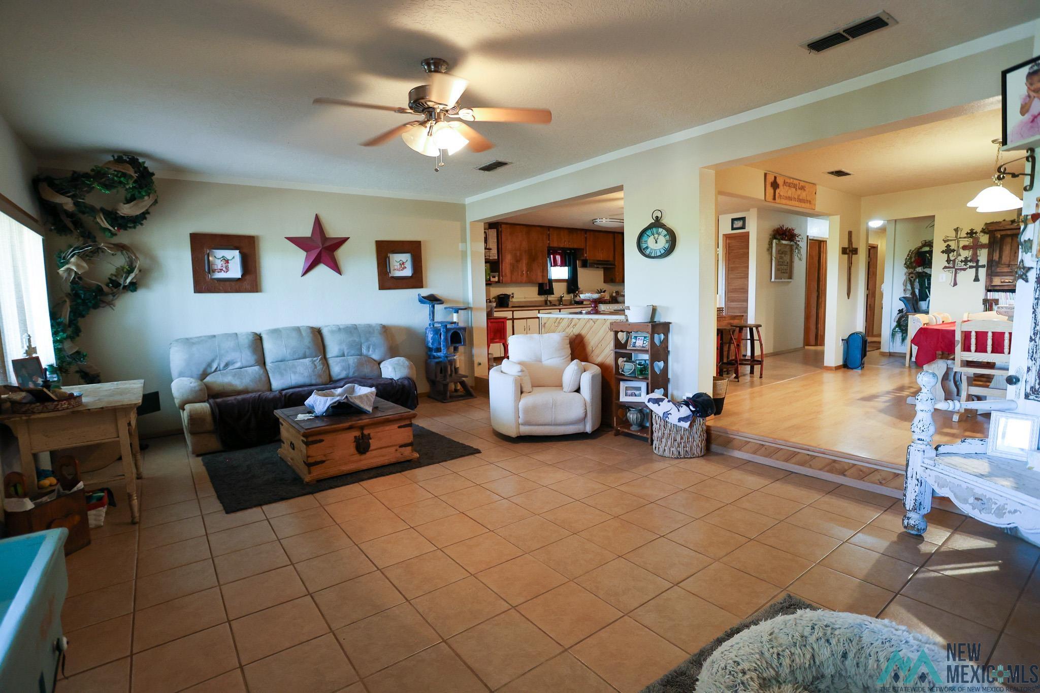 1013 Lake Road, Logan, Texas image 5