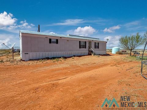 Mobile Home For Sale - 5410 E Stanolind Road<br/> Hobbs, NM 88240