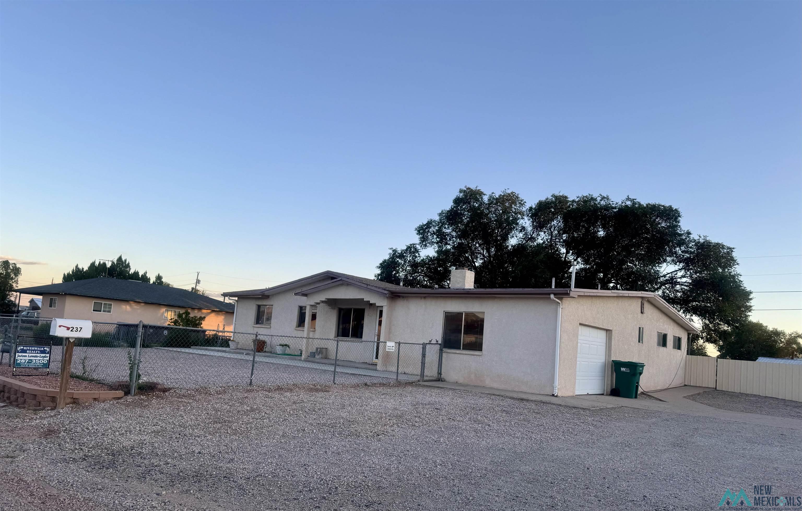 237 Jefferson Avenue, Grants, New Mexico image 1