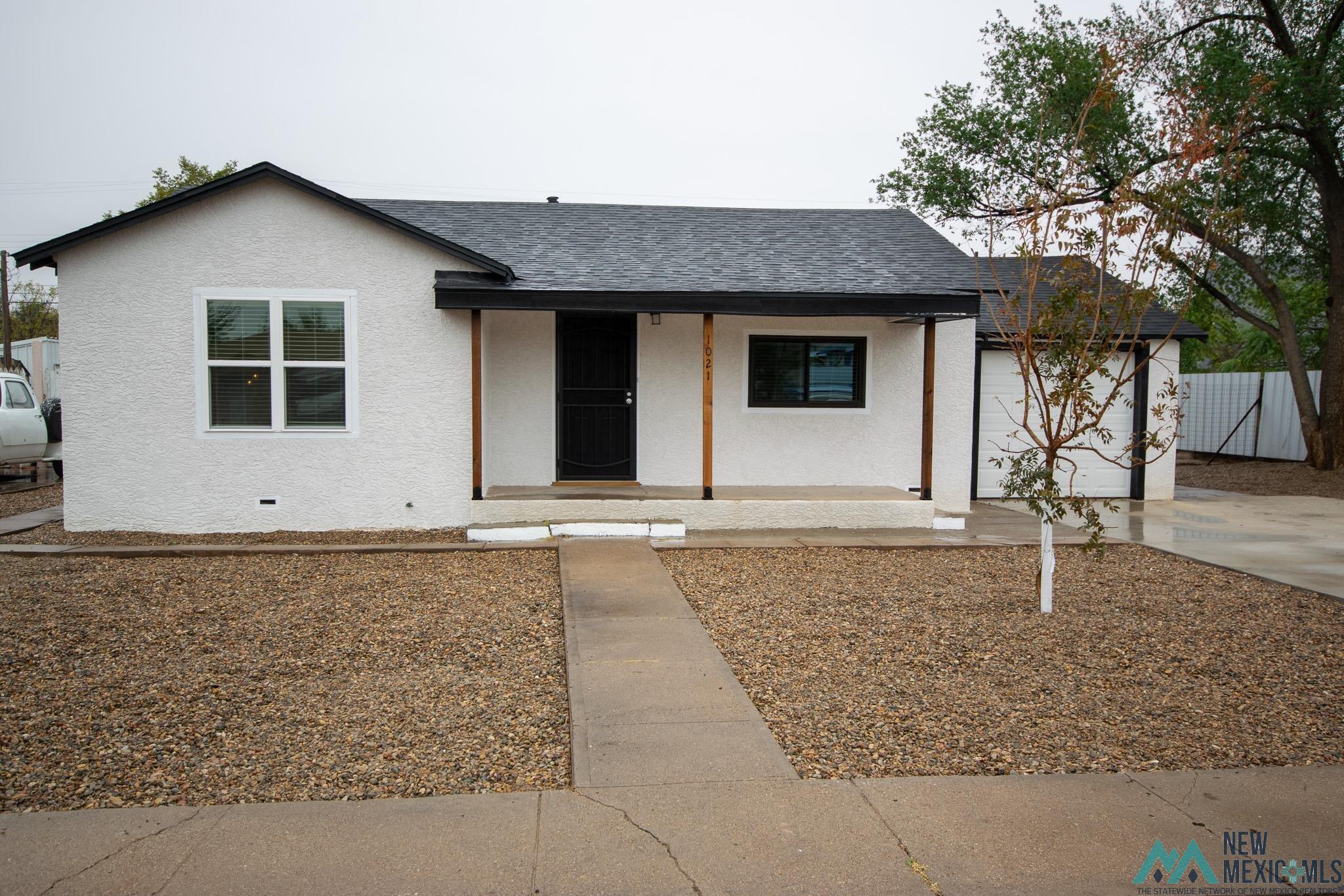 1021 E 2nd Street, Portales, New Mexico image 2