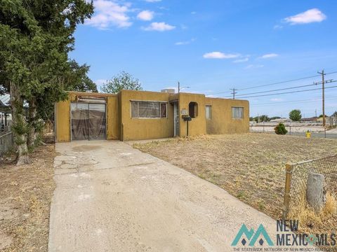 Homes For Sale - 1100 N Denson Drive<br/> Hobbs, NM 88240
