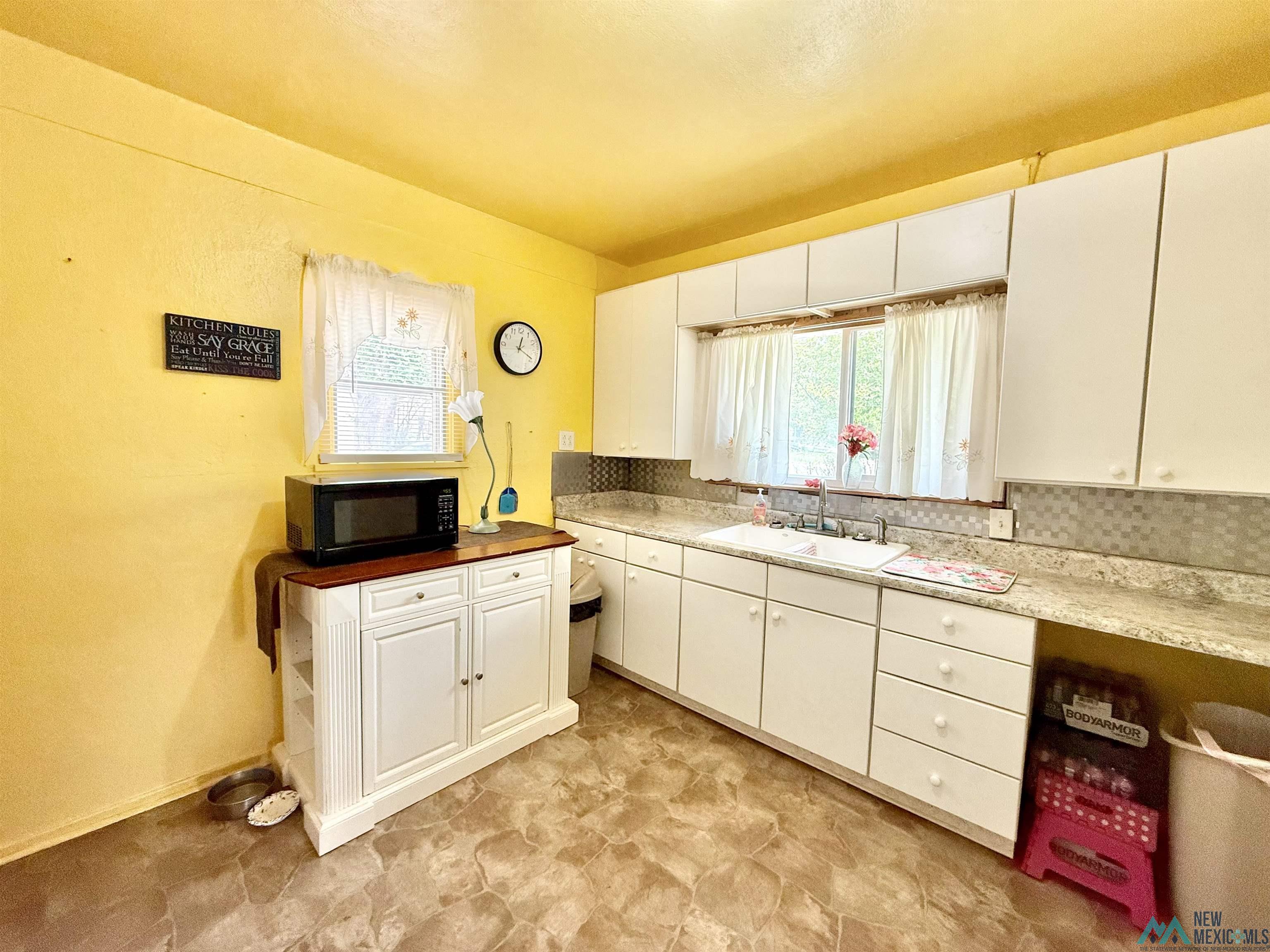 800 S 5th Street, Raton, Texas image 13