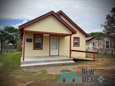 Homes For Sale - 1215 Ash Street<br/> Clovis, NM 88101