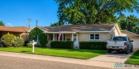 Homes For Sale - 209 E Plaza Dr<br/> Clovis, NM 88101