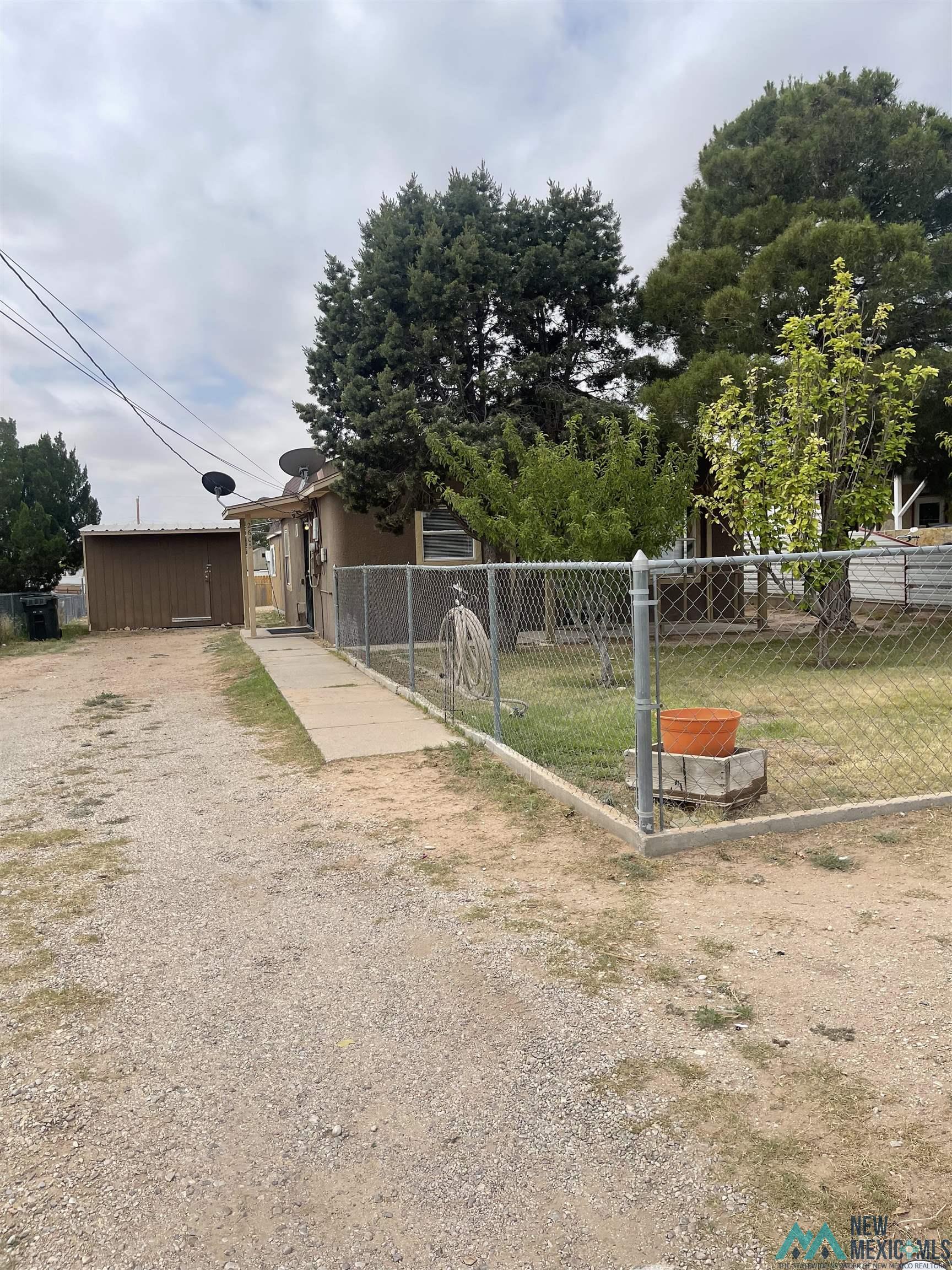 2603 Florida Street, Carlsbad, Texas image 2