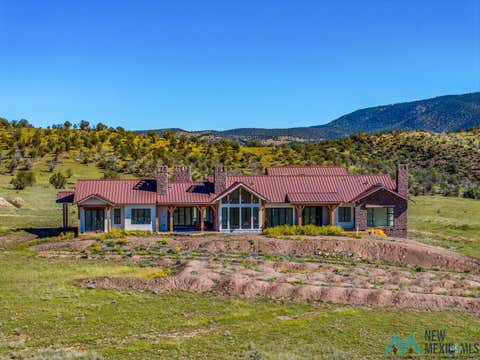Homes For Sale - 398 Pine Road<br/> Capitan, NM 88316