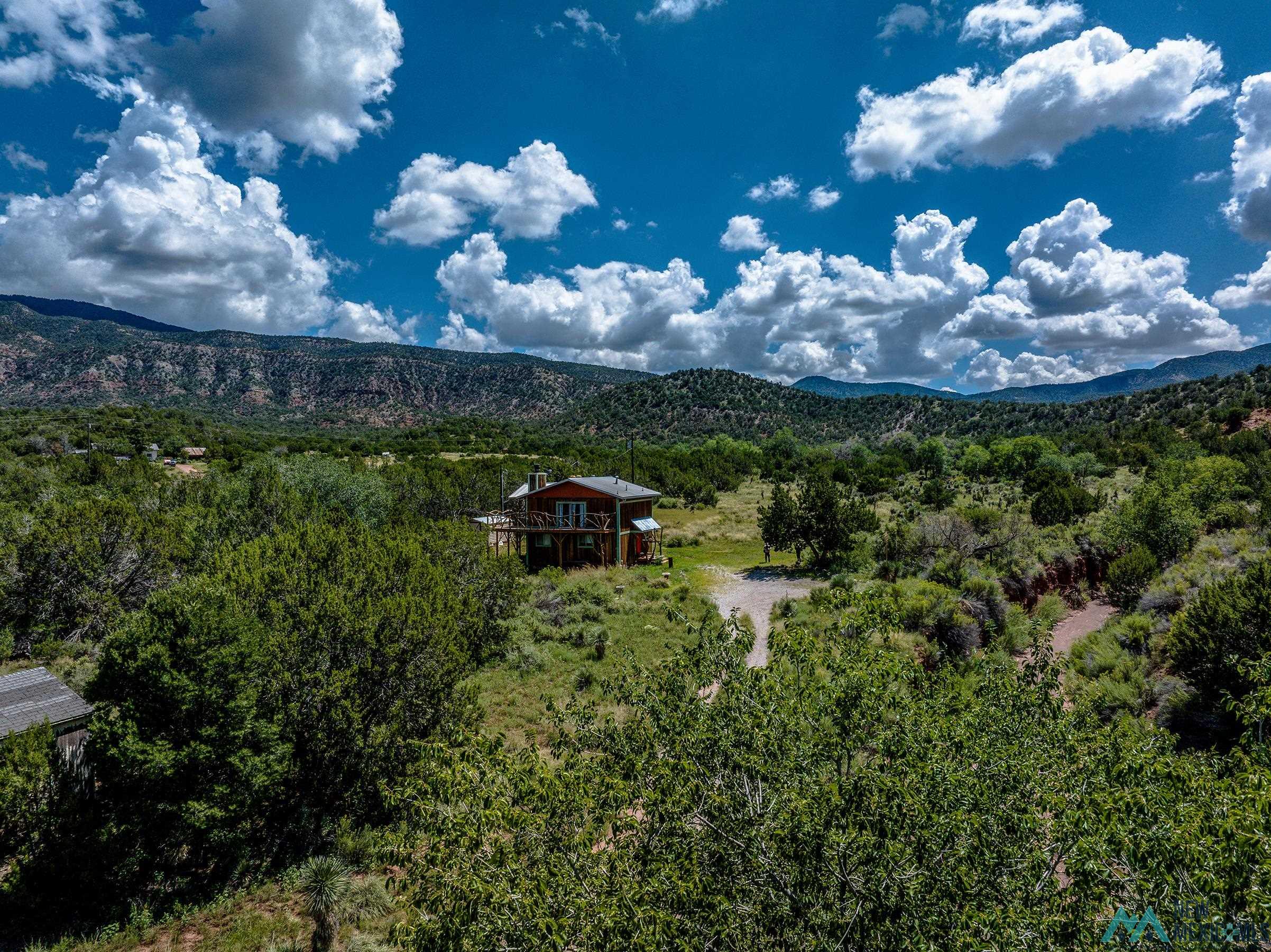 5 Mescalero Road, Bent, New Mexico image 1