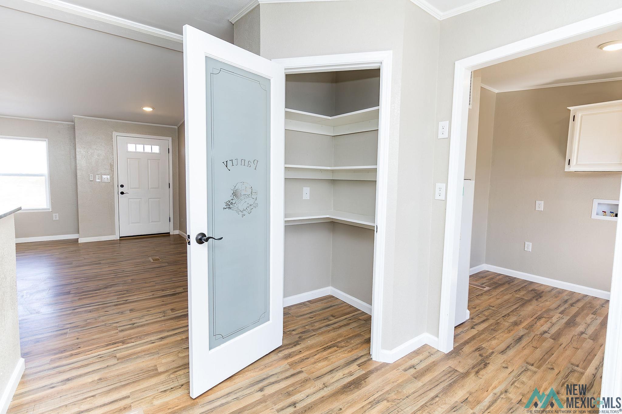 Broadview, New Mexico 88120, United States, 4 Bedrooms Bedrooms, ,3 BathroomsBathrooms,Residential,Active,43678