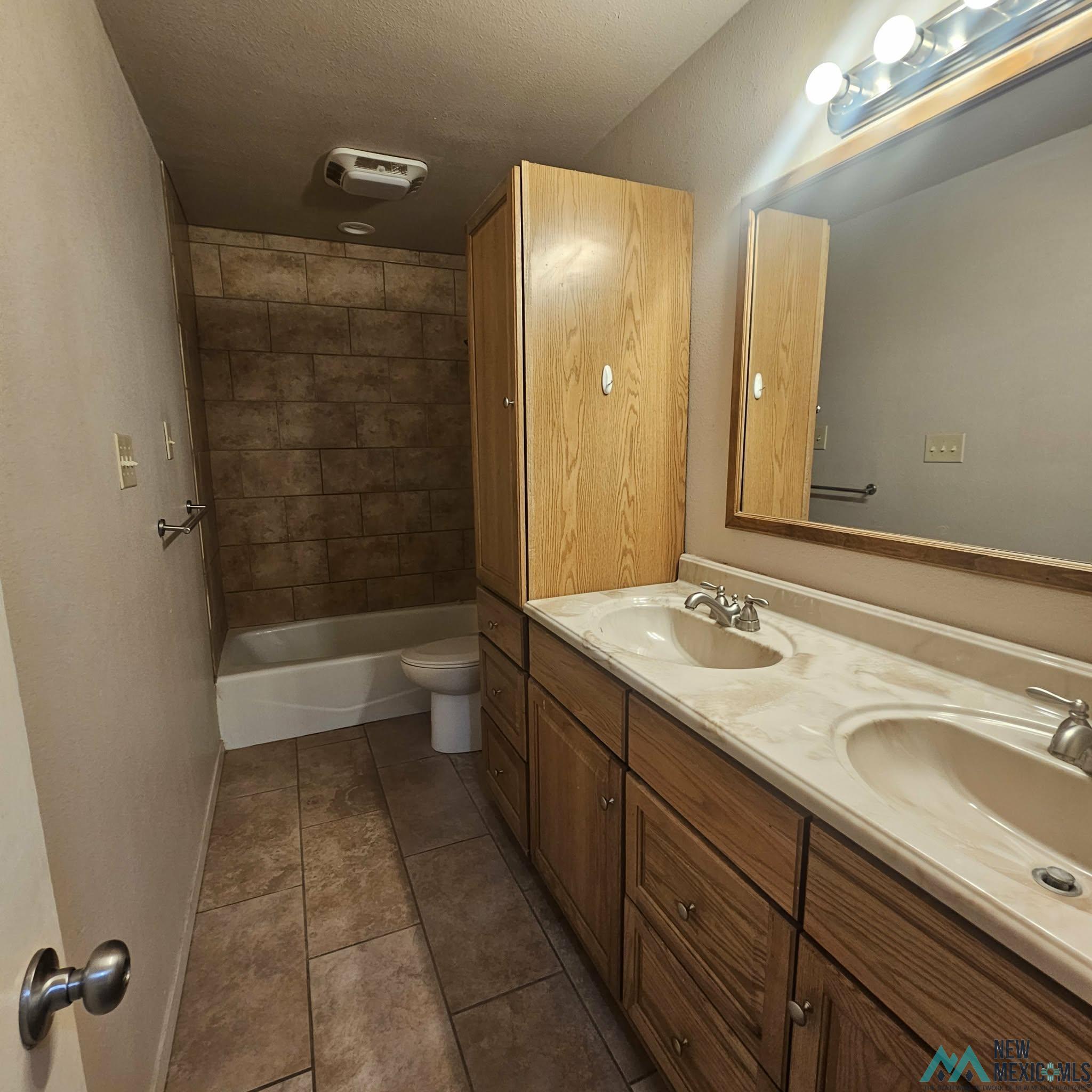 Clovis, New Mexico 88101, United States, 3 Bedrooms Bedrooms, ,1 BathroomBathrooms,Residential,Active,254852