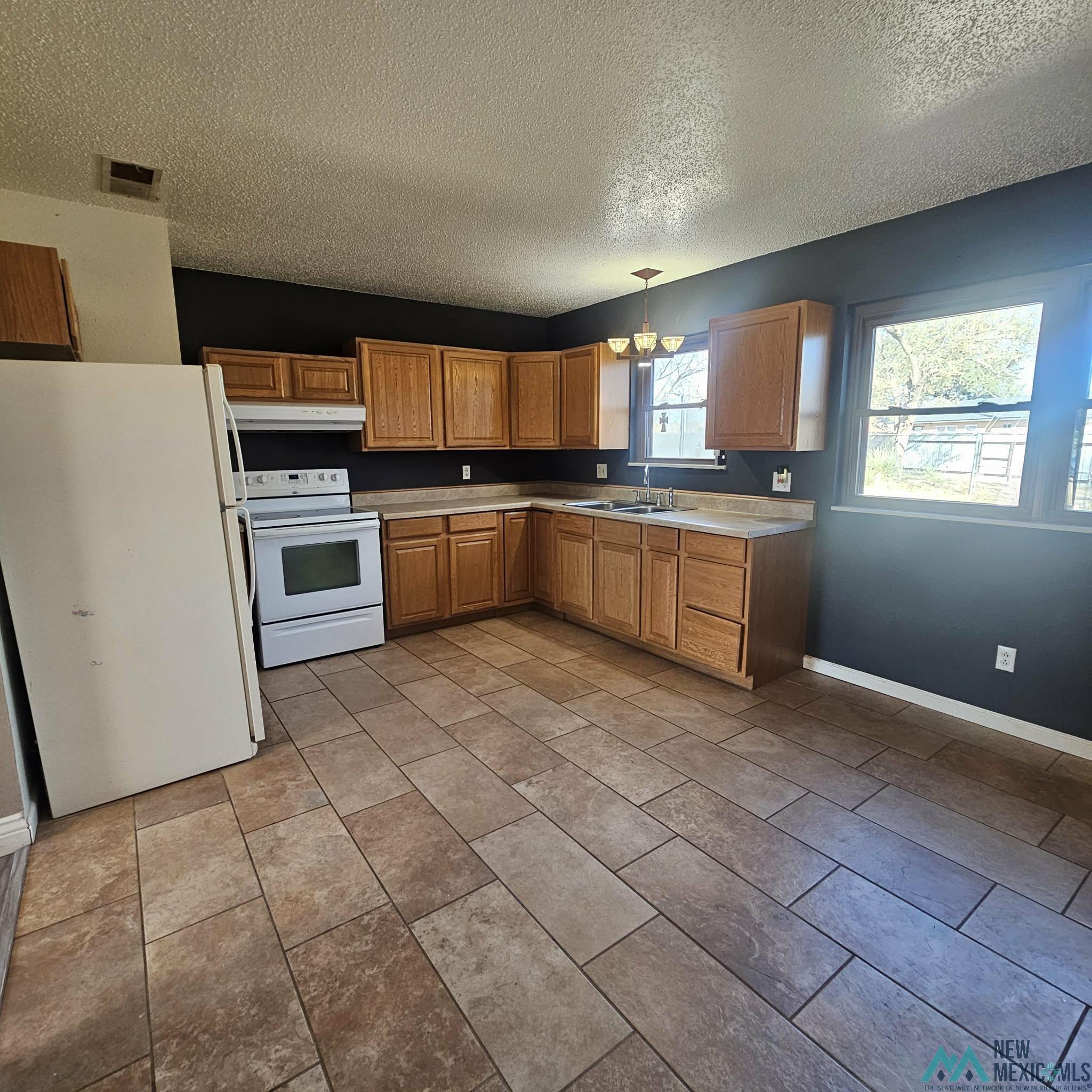 Clovis, New Mexico 88101, United States, 3 Bedrooms Bedrooms, ,1 BathroomBathrooms,Residential,Active,254852