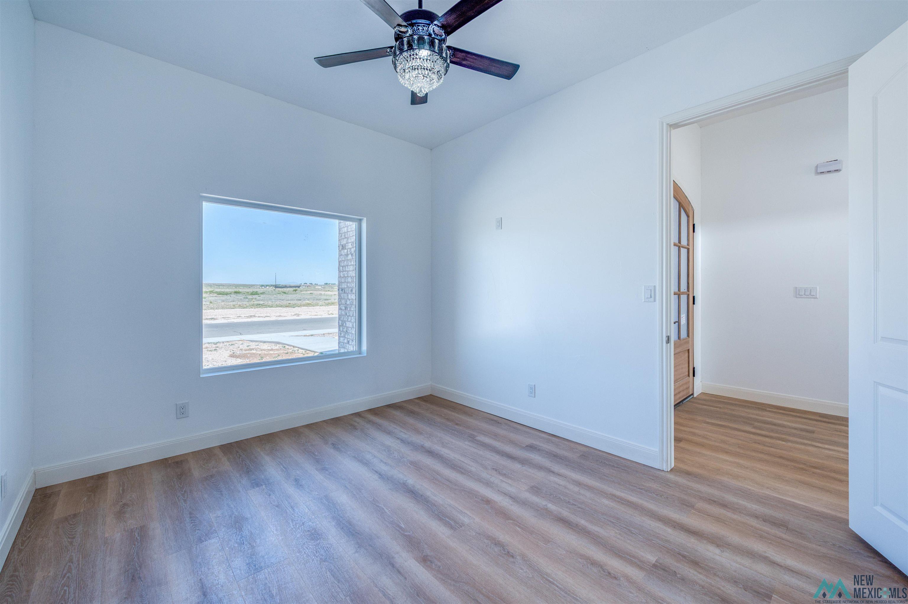 1101 N Eisenhower Road, Roswell, Texas image 30