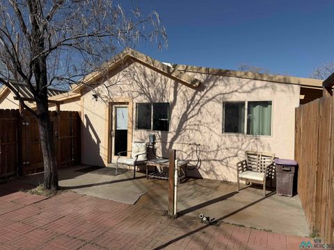 Homes For Sale - 400 Charles Street<br/> Truth Or Consequences, NM 87901