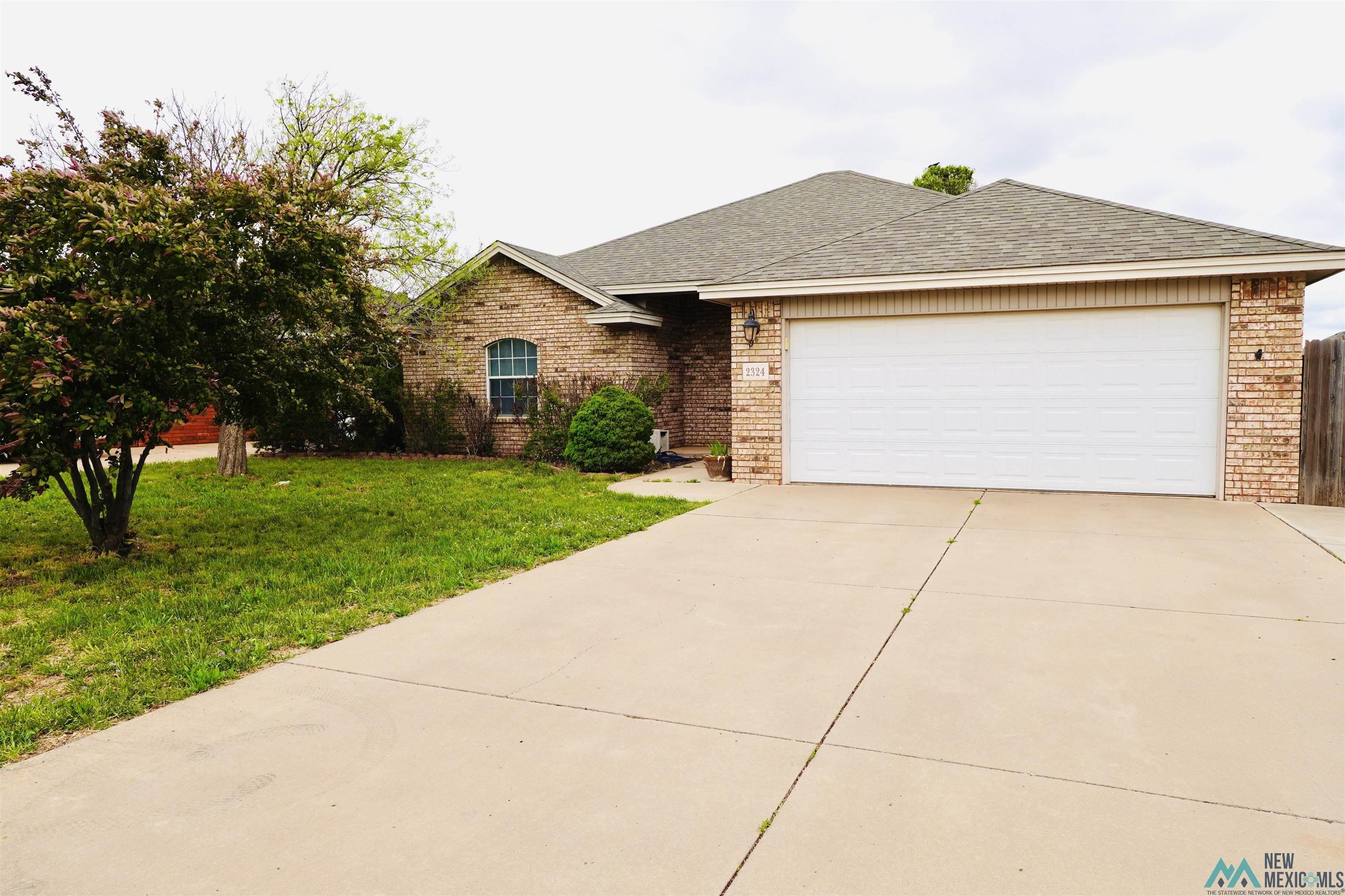 2324 Country Drive, Clovis, Texas image 2