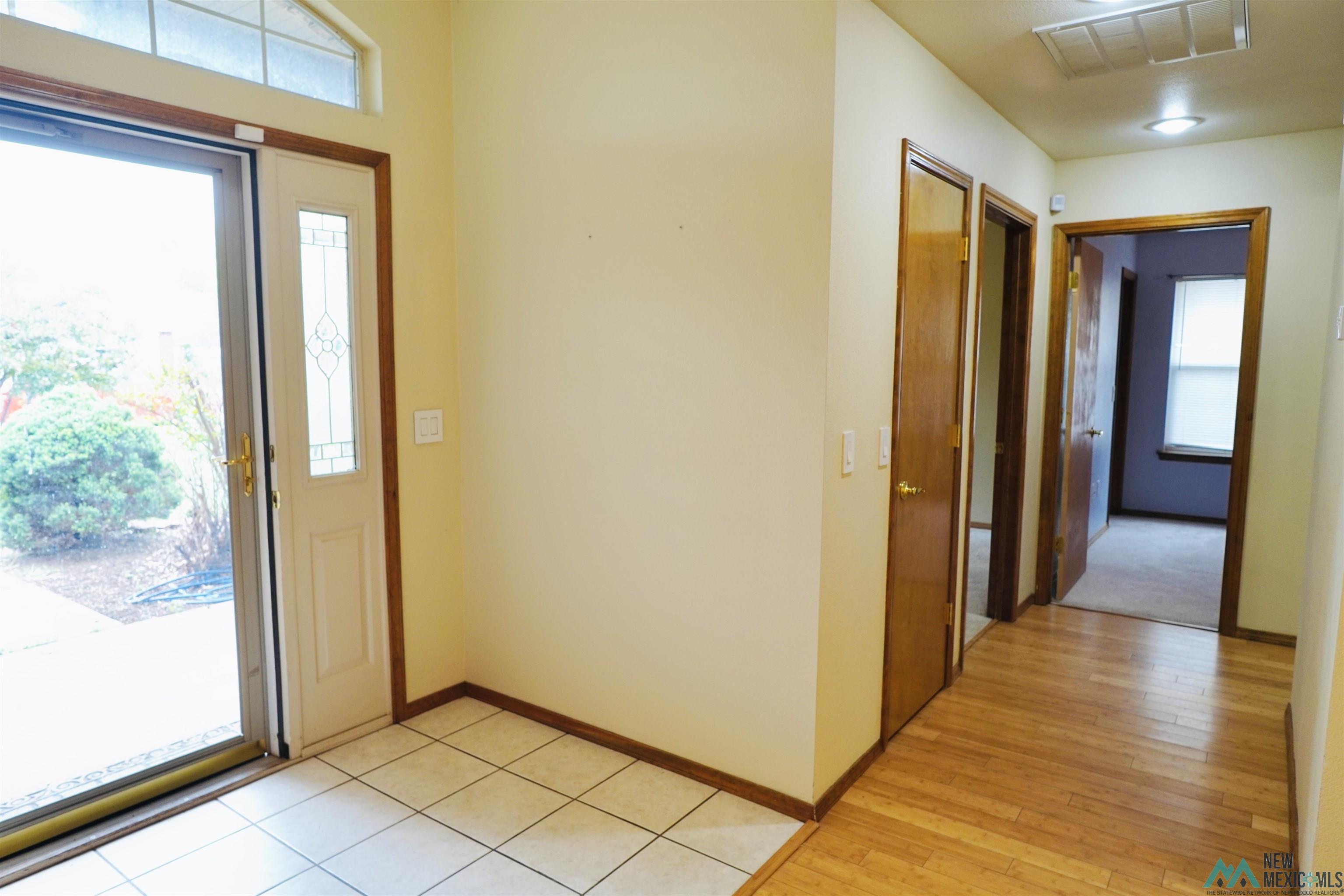 2324 Country Drive, Clovis, Texas image 4