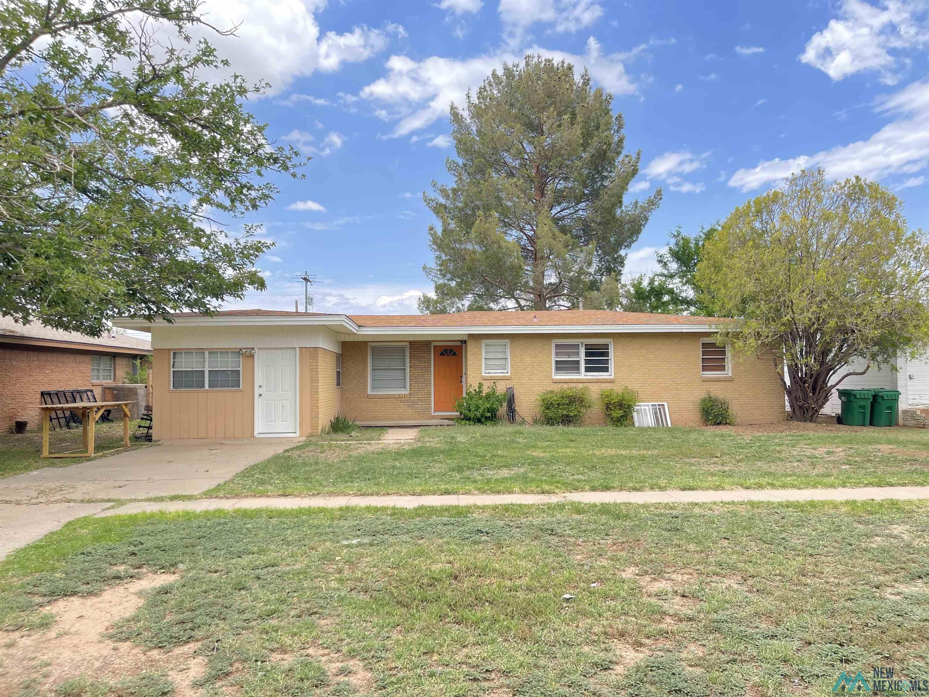 814 W Ave J Avenue, Lovington, Texas image 1