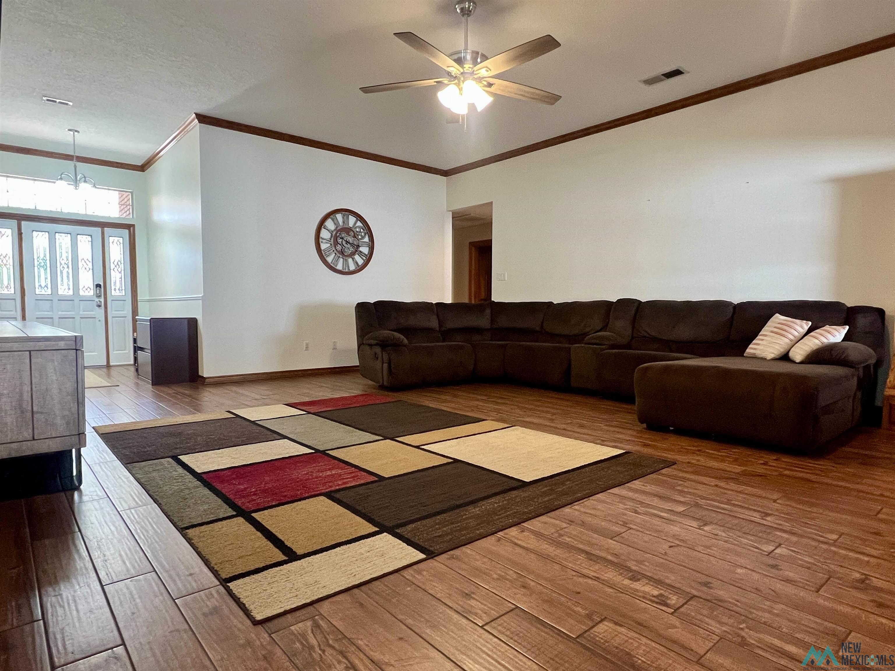 601 Anthony Drive, Clovis, Texas image 8