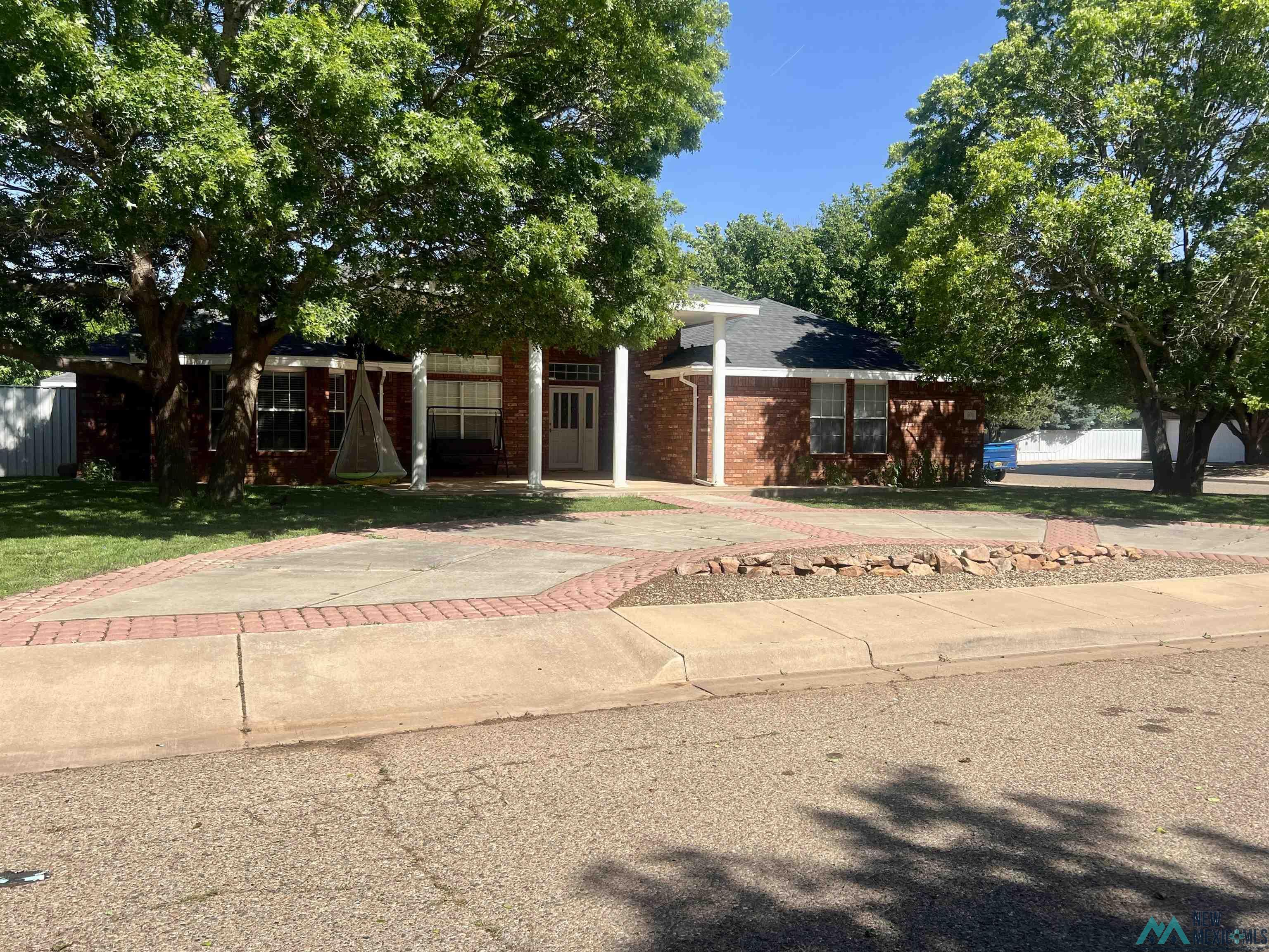 601 Anthony Drive, Clovis, Texas image 3