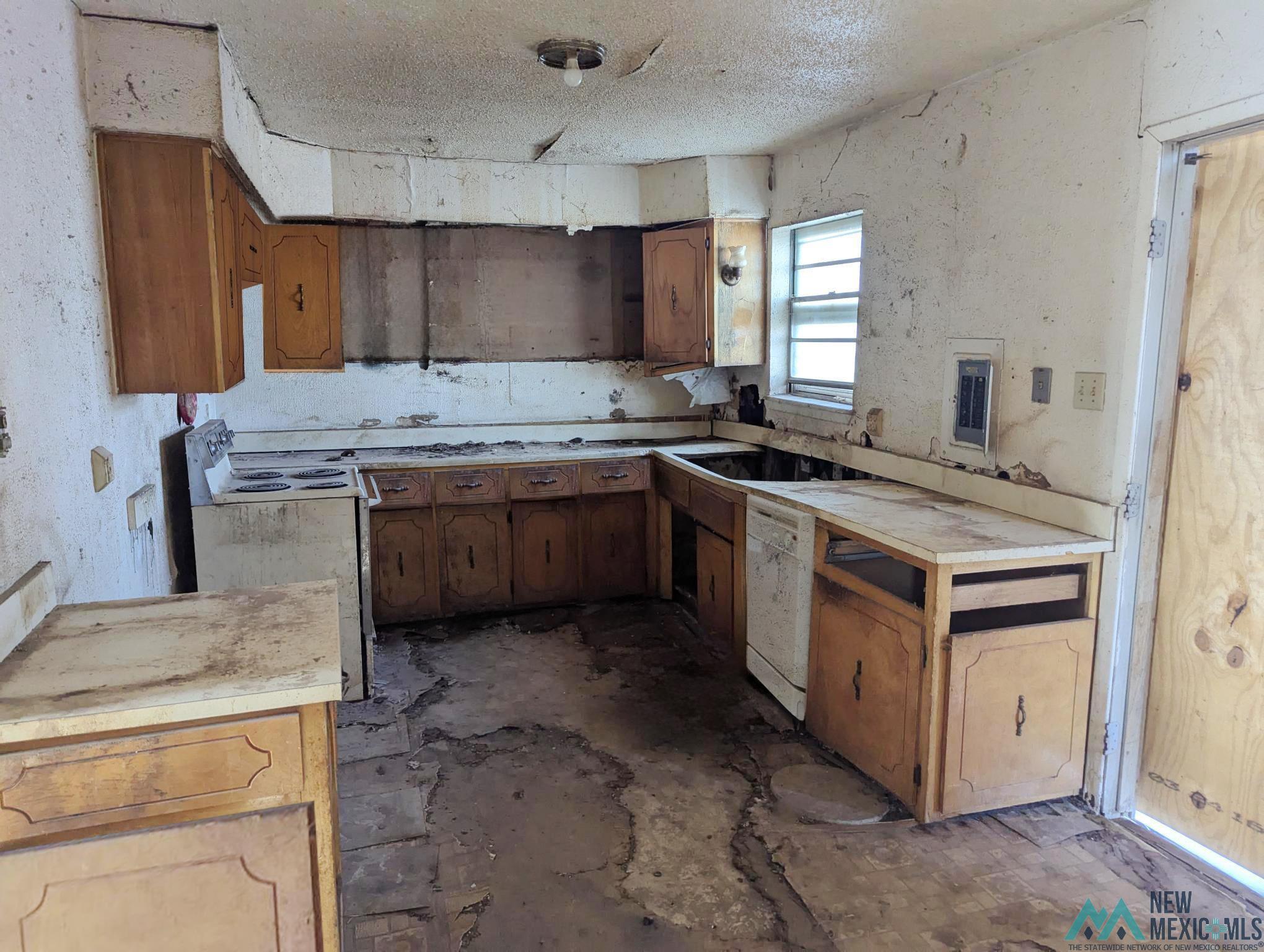 901 E Gallina Road, Roswell, Texas image 18