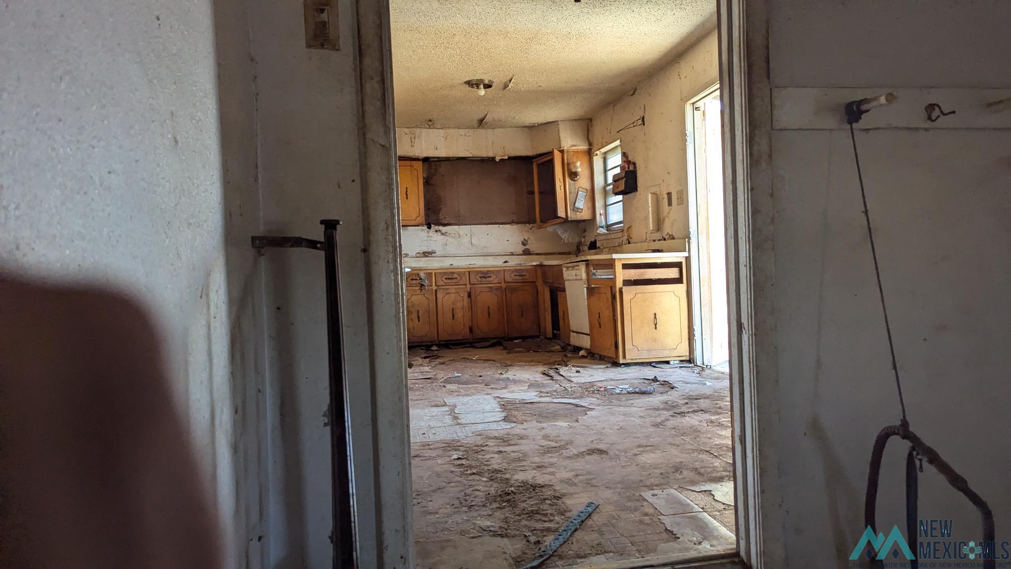 901 E Gallina Road, Roswell, Texas image 4