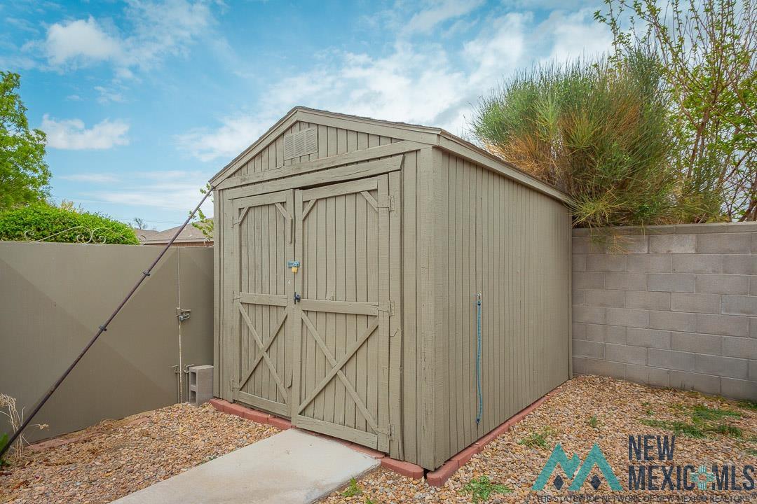 7 La Placita Drive, Roswell, Texas image 7