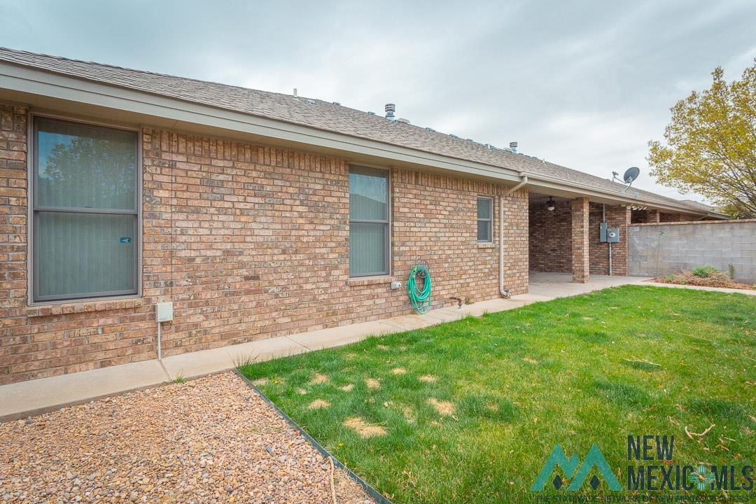 7 La Placita Drive, Roswell, Texas image 8