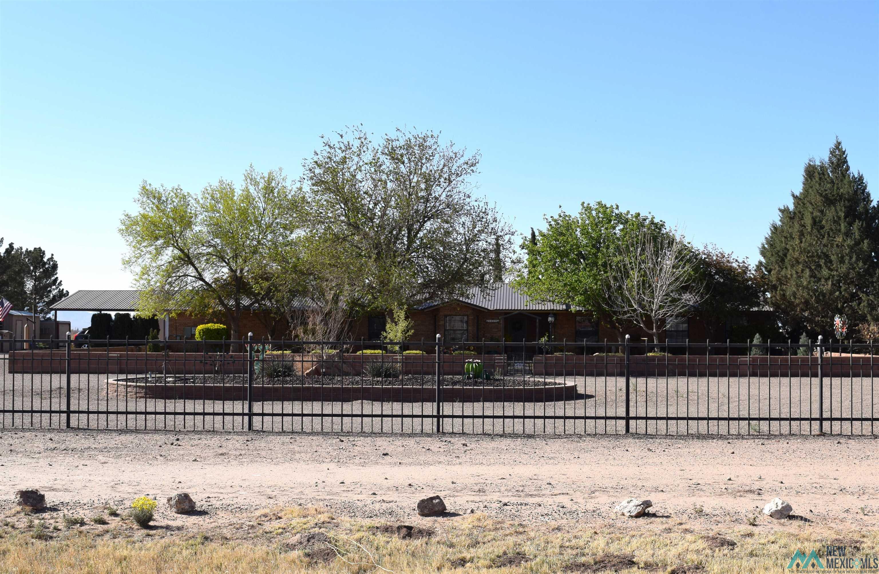 1040 Dona Ana Rd Se, Deming, New Mexico image 2