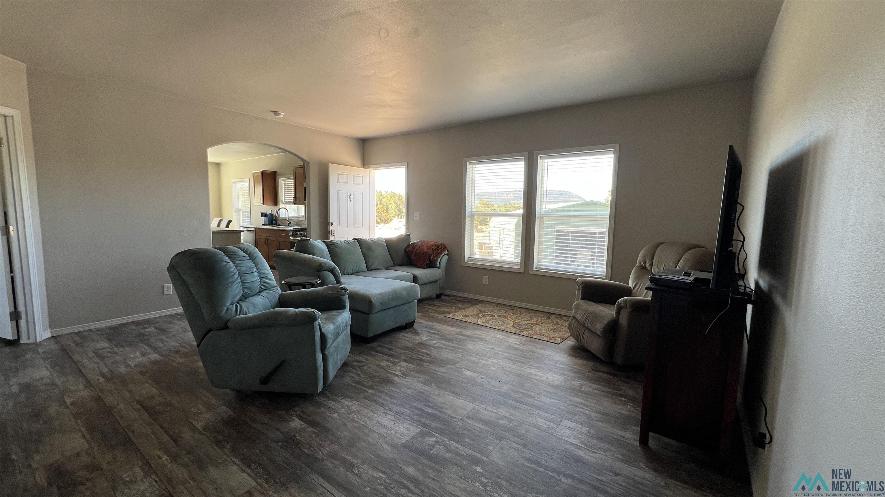 16 Branding Iron Road, Quemado, Texas image 5