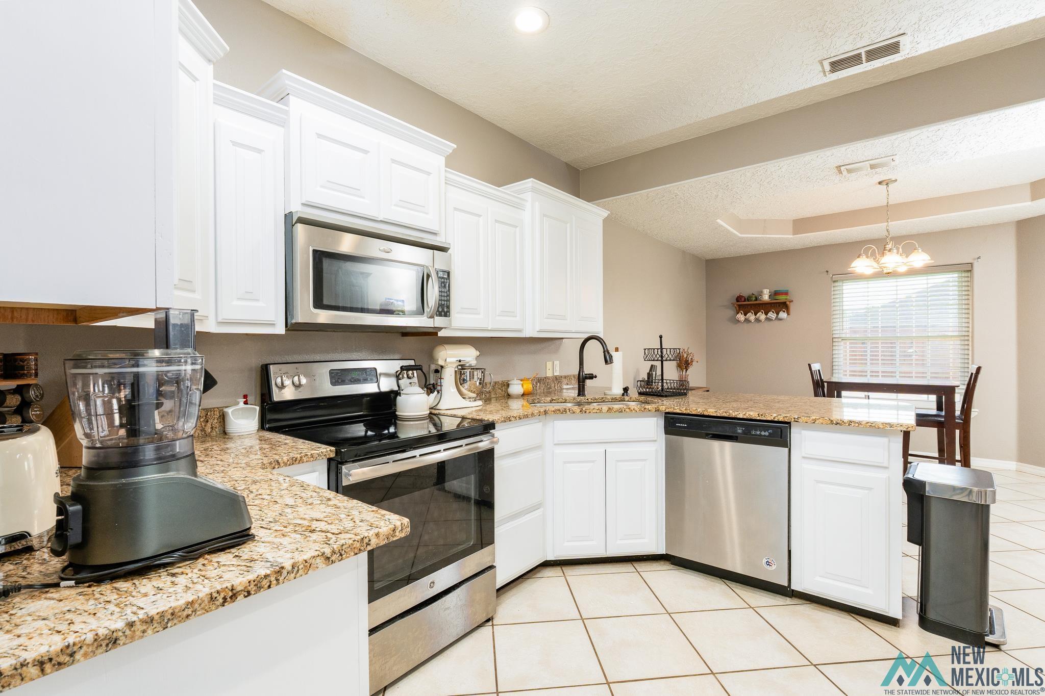 2308 Reese Drive, Clovis, Texas image 8