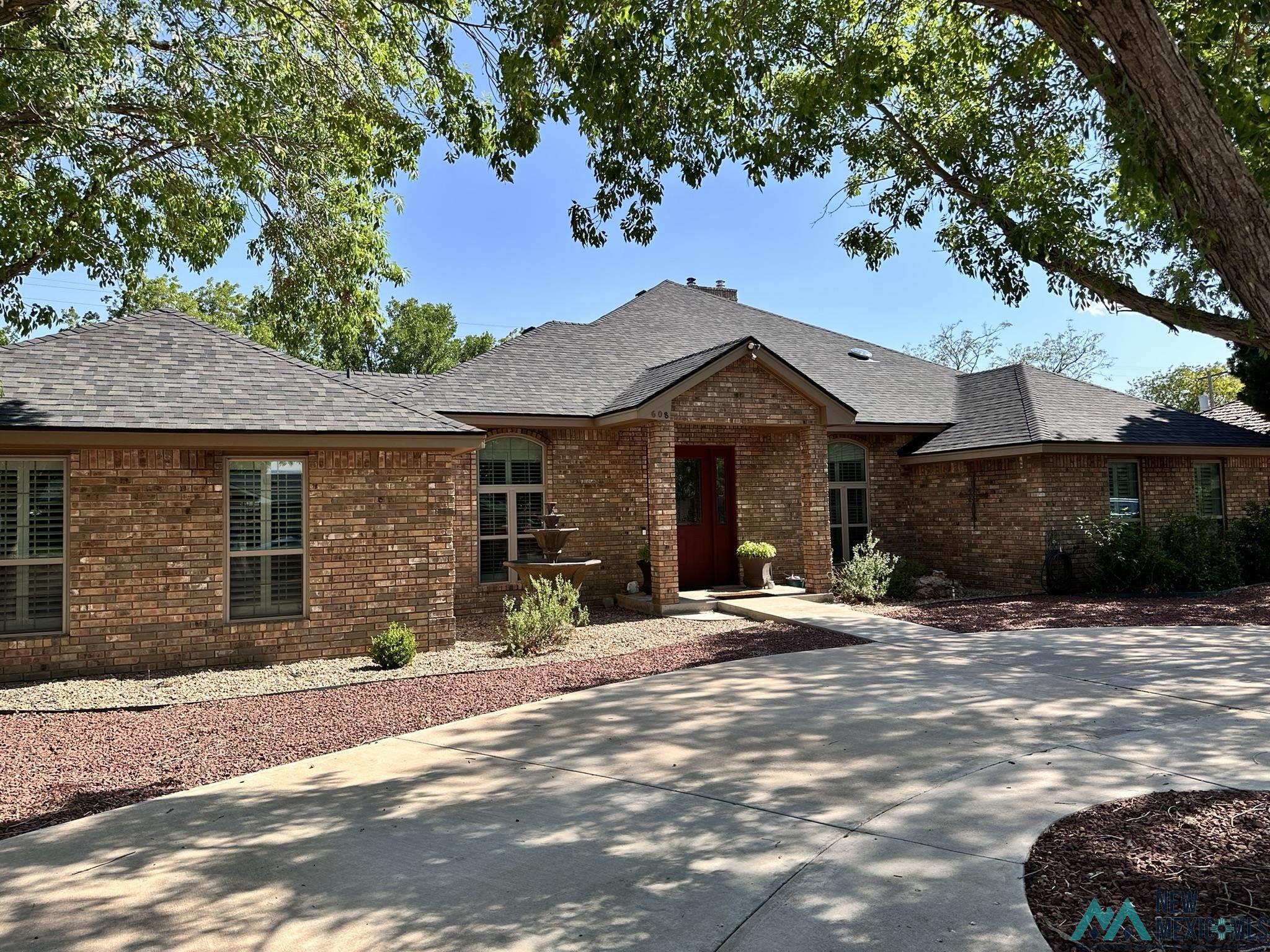 608 E 17th St, Portales, New Mexico image 3