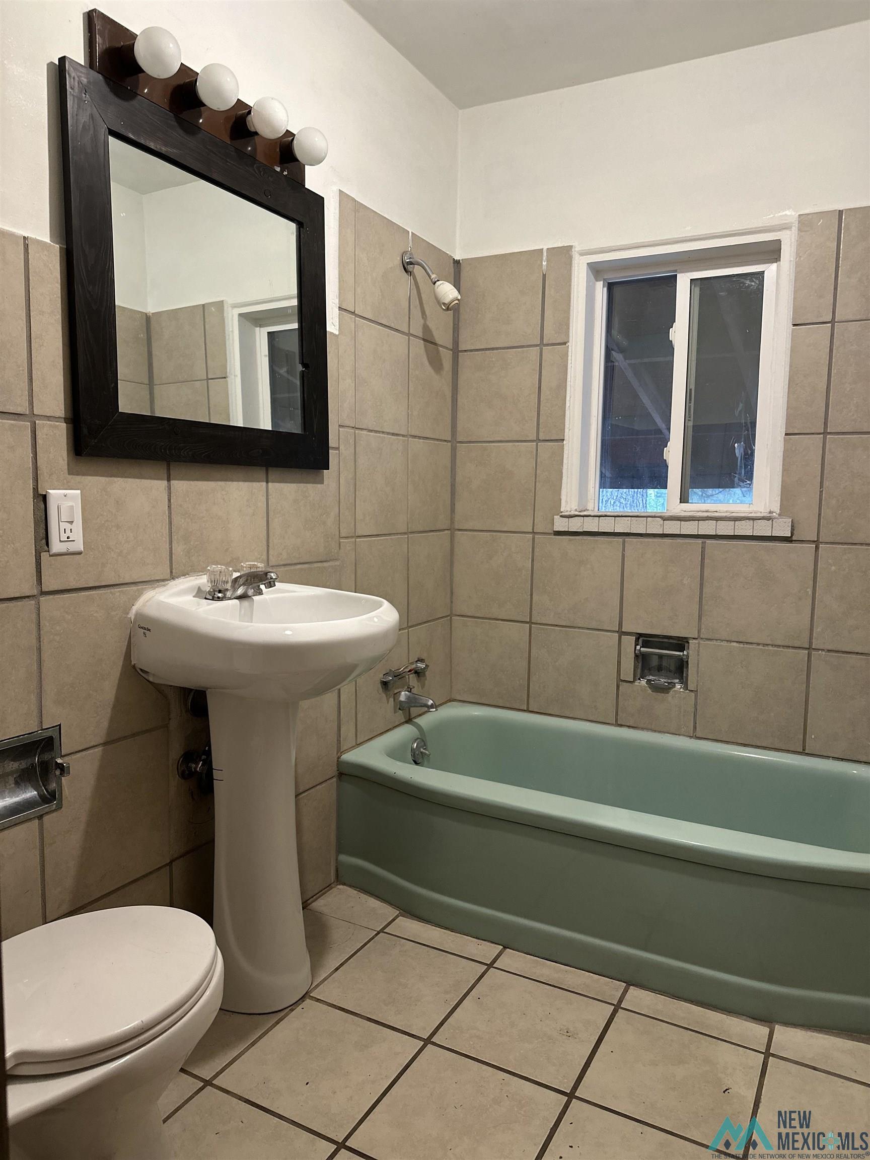 1044 Fourth Street, Las Vegas, Texas image 7