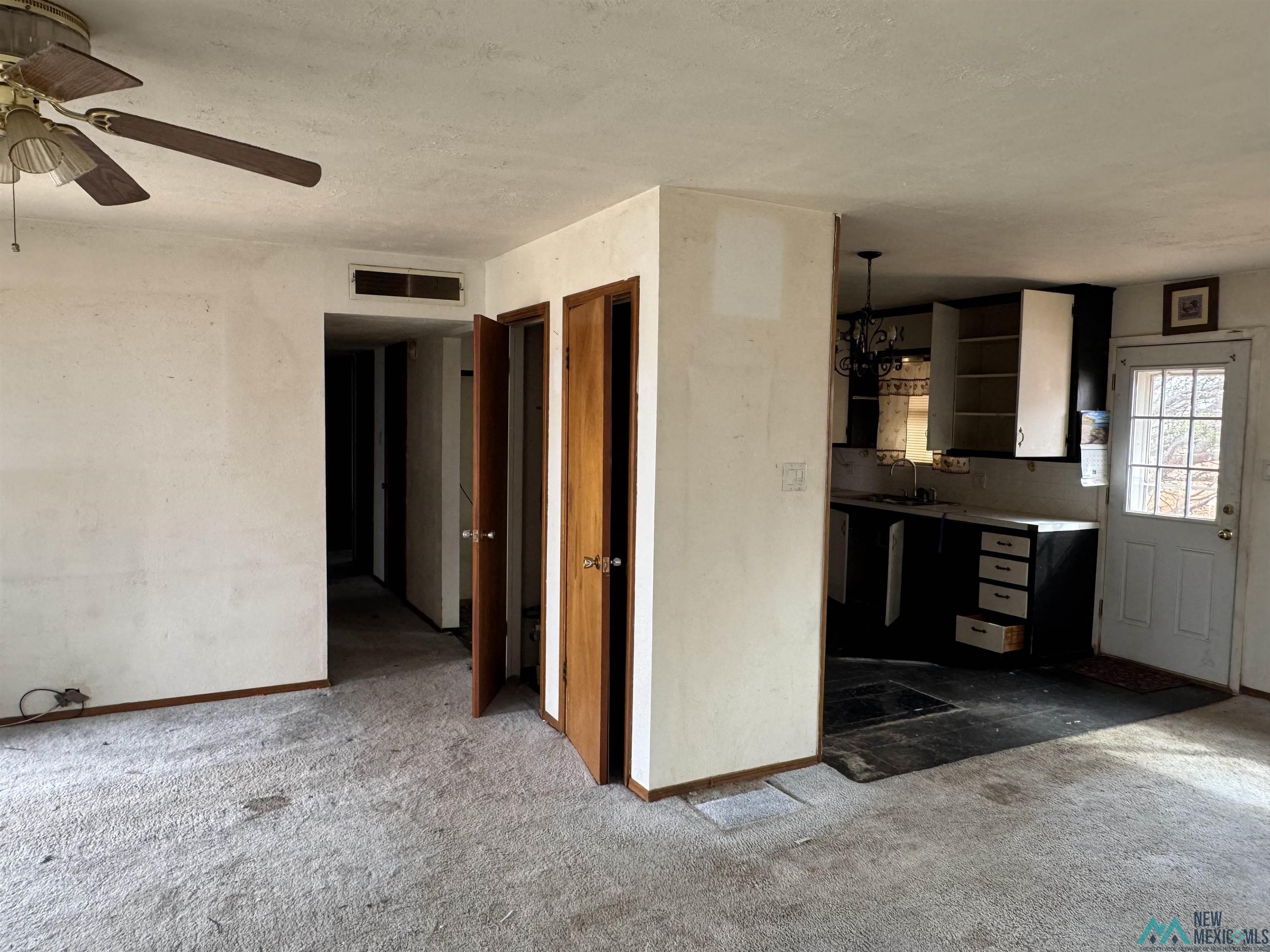 2037 N Hull St, Clovis, Texas image 5