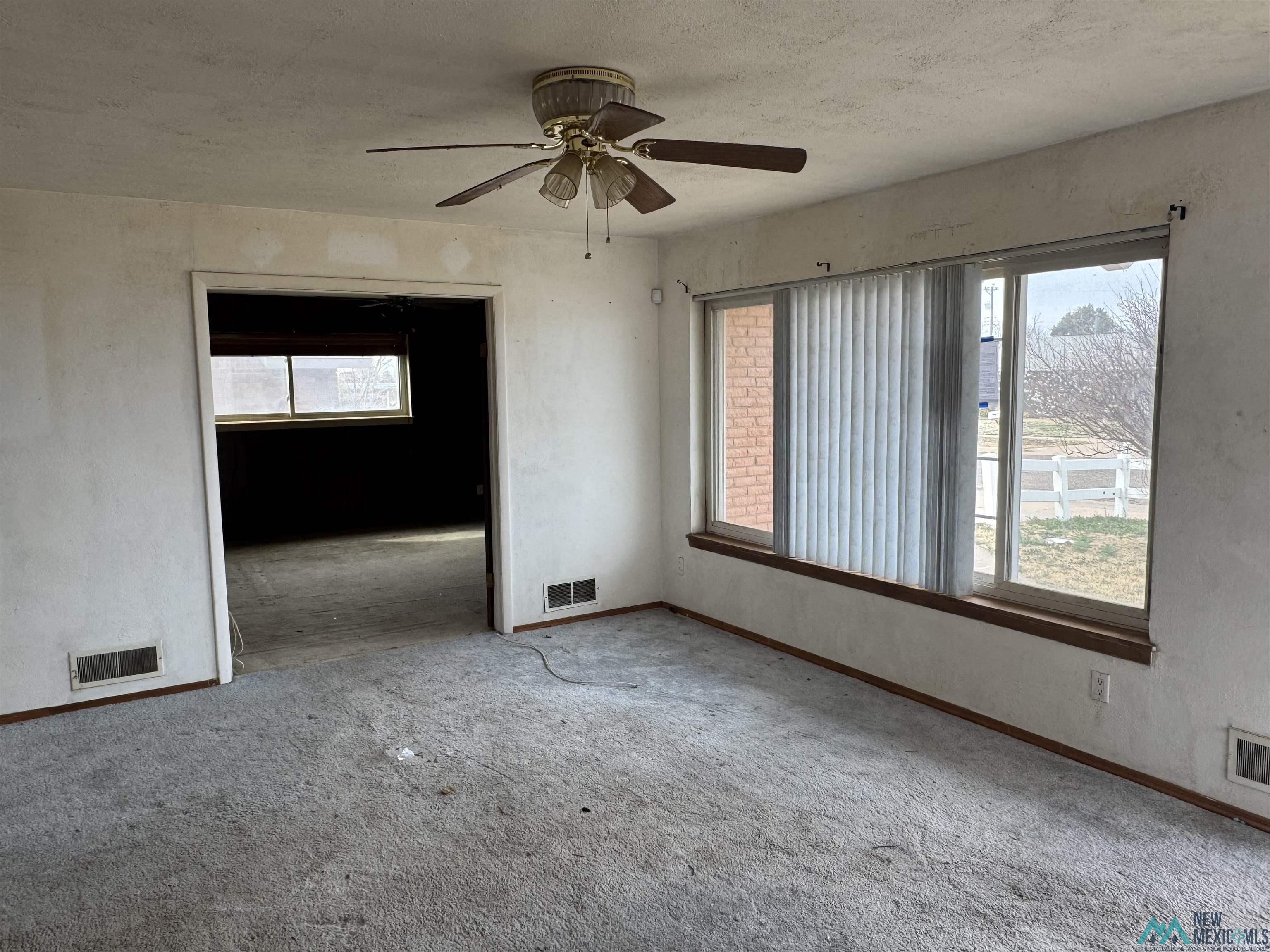 2037 N Hull St, Clovis, Texas image 3