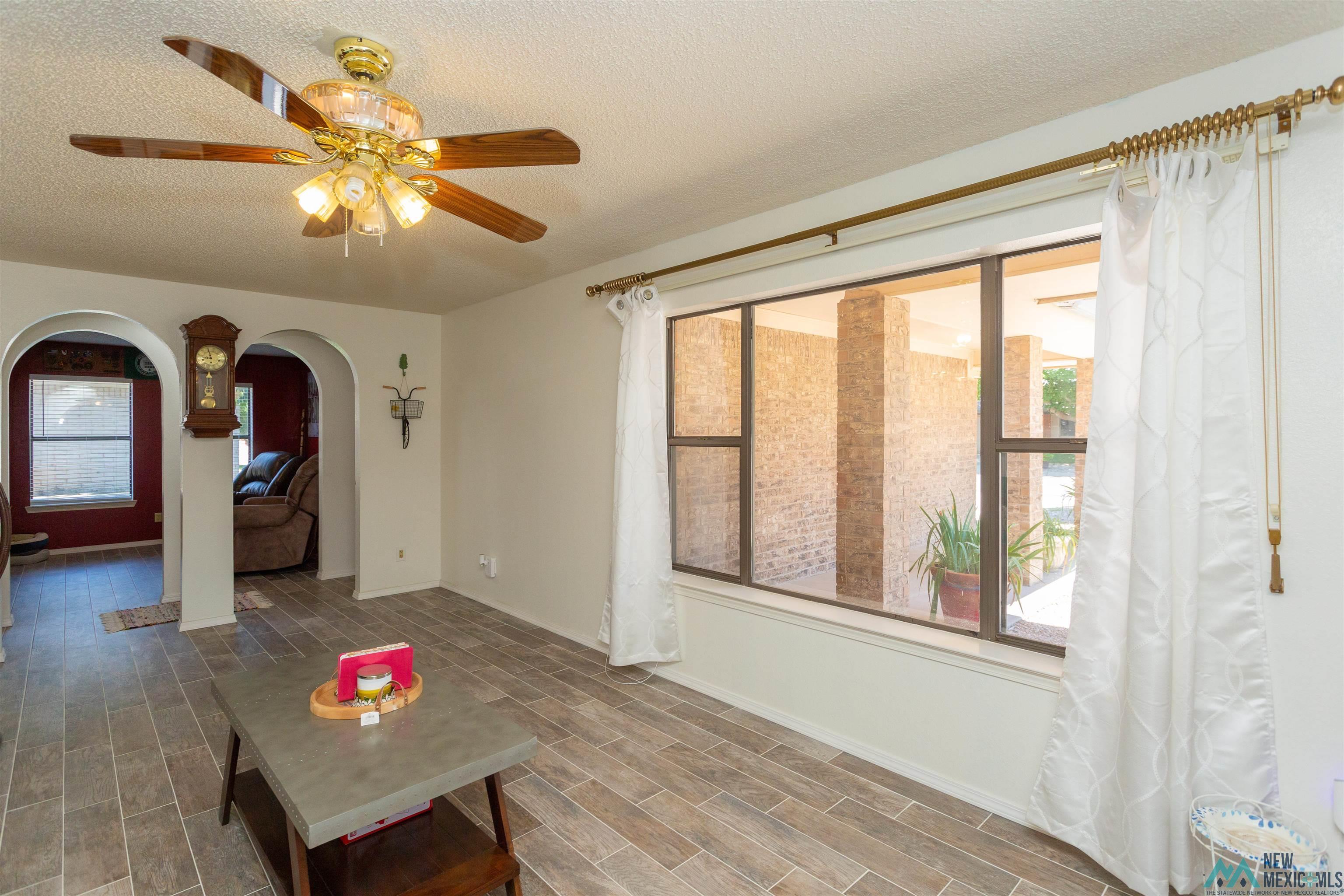 Roswell, New Mexico 88201, United States, 3 Bedrooms Bedrooms, ,2 BathroomsBathrooms,Residential,Active,189318