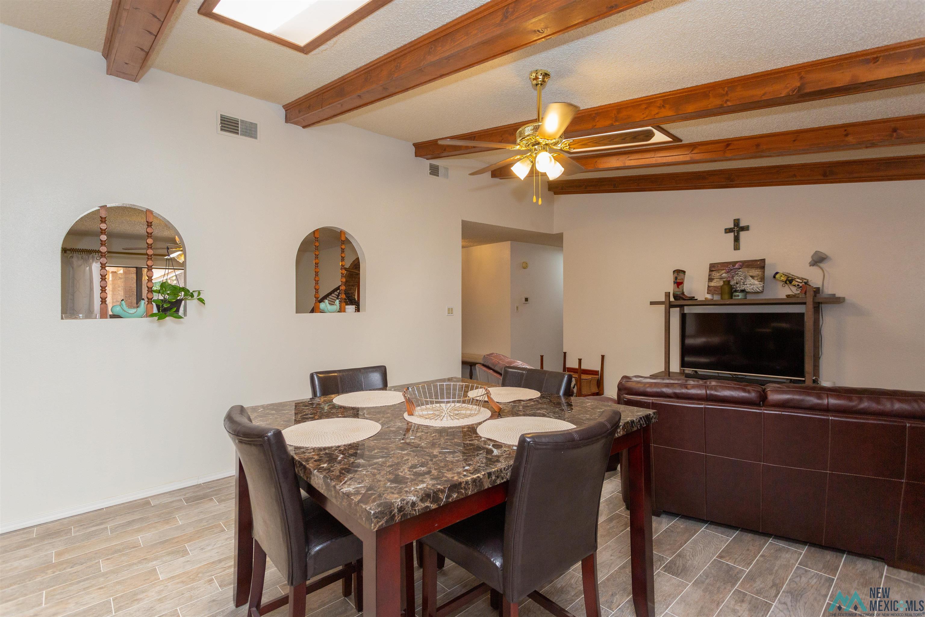 Roswell, New Mexico 88201, United States, 3 Bedrooms Bedrooms, ,2 BathroomsBathrooms,Residential,Active,189318