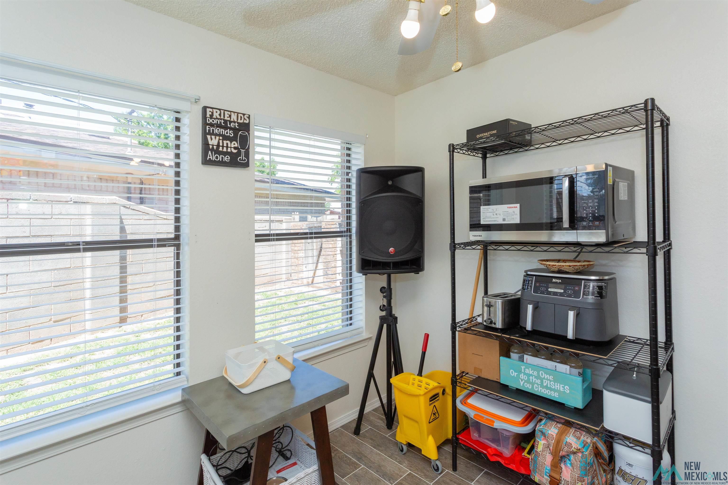 Roswell, New Mexico 88201, United States, 3 Bedrooms Bedrooms, ,2 BathroomsBathrooms,Residential,Active,189318