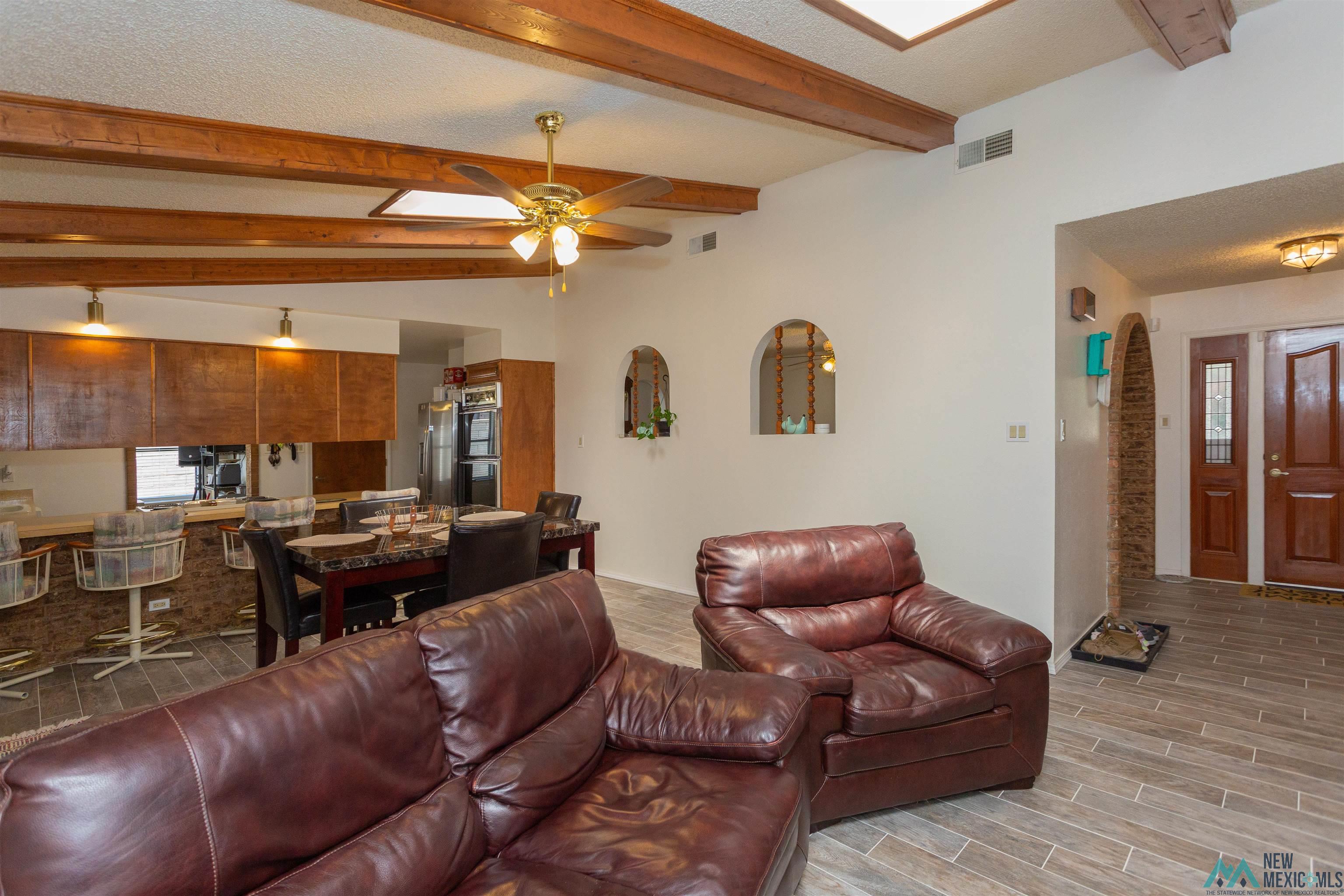 Roswell, New Mexico 88201, United States, 3 Bedrooms Bedrooms, ,2 BathroomsBathrooms,Residential,Active,189318